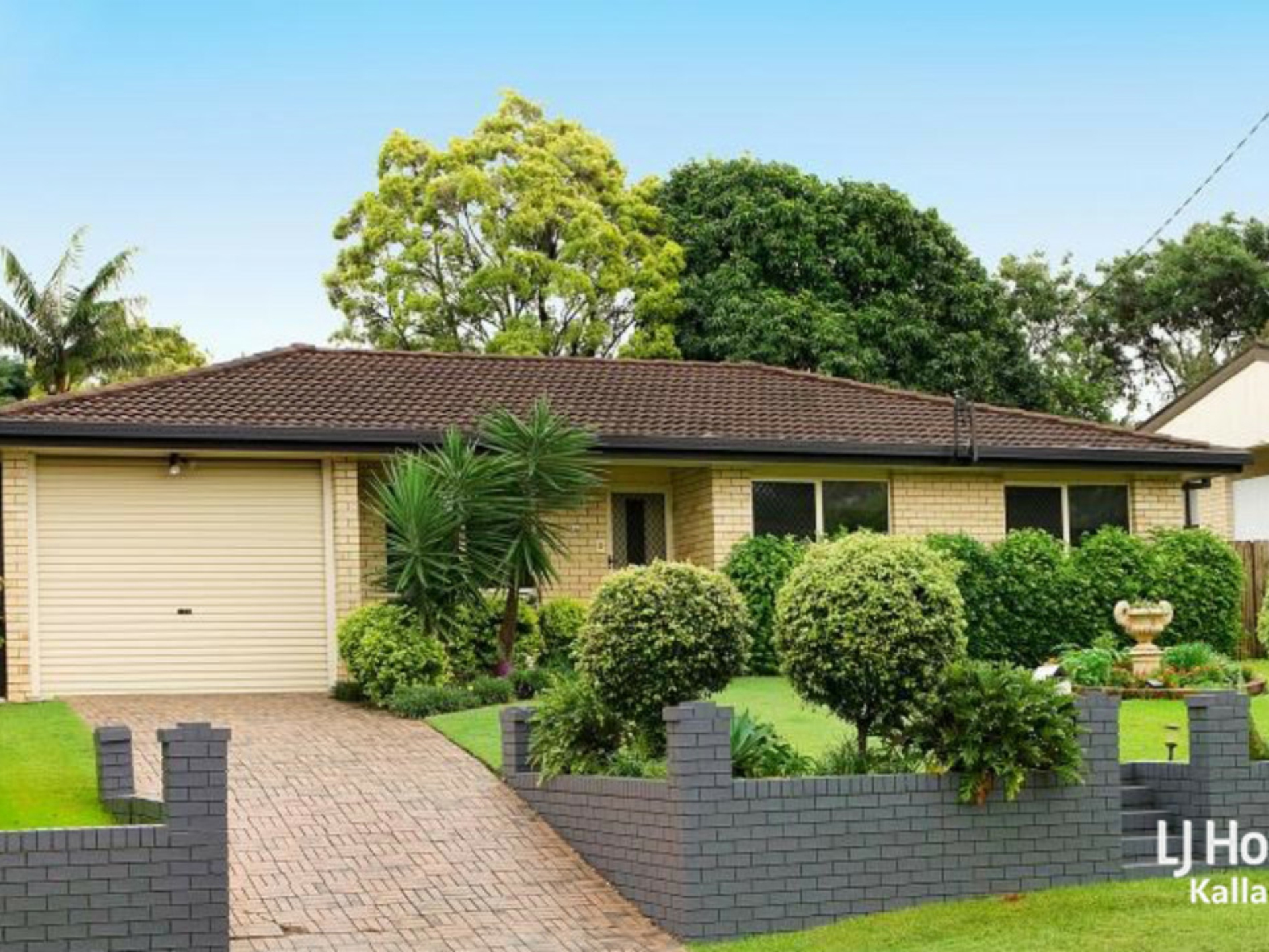 12 Penson Court Kallangur QLD