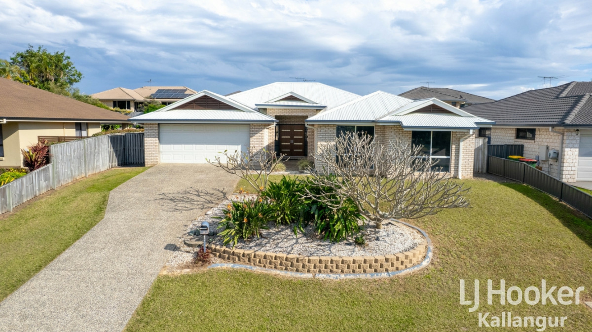 2 Seabiscuit Crescent Kallangur QLD