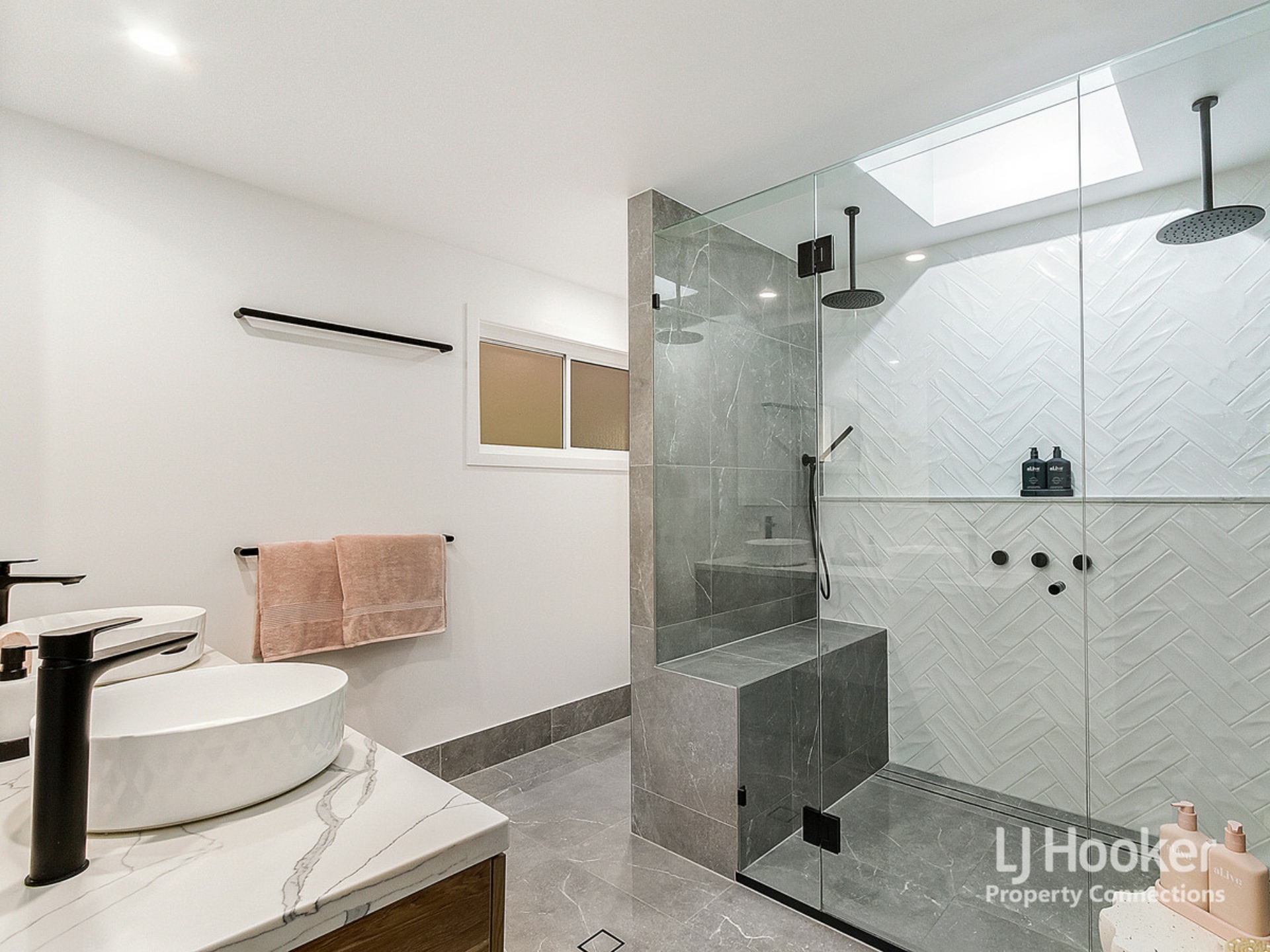 28-30 Viewland Drive, NARANGBA