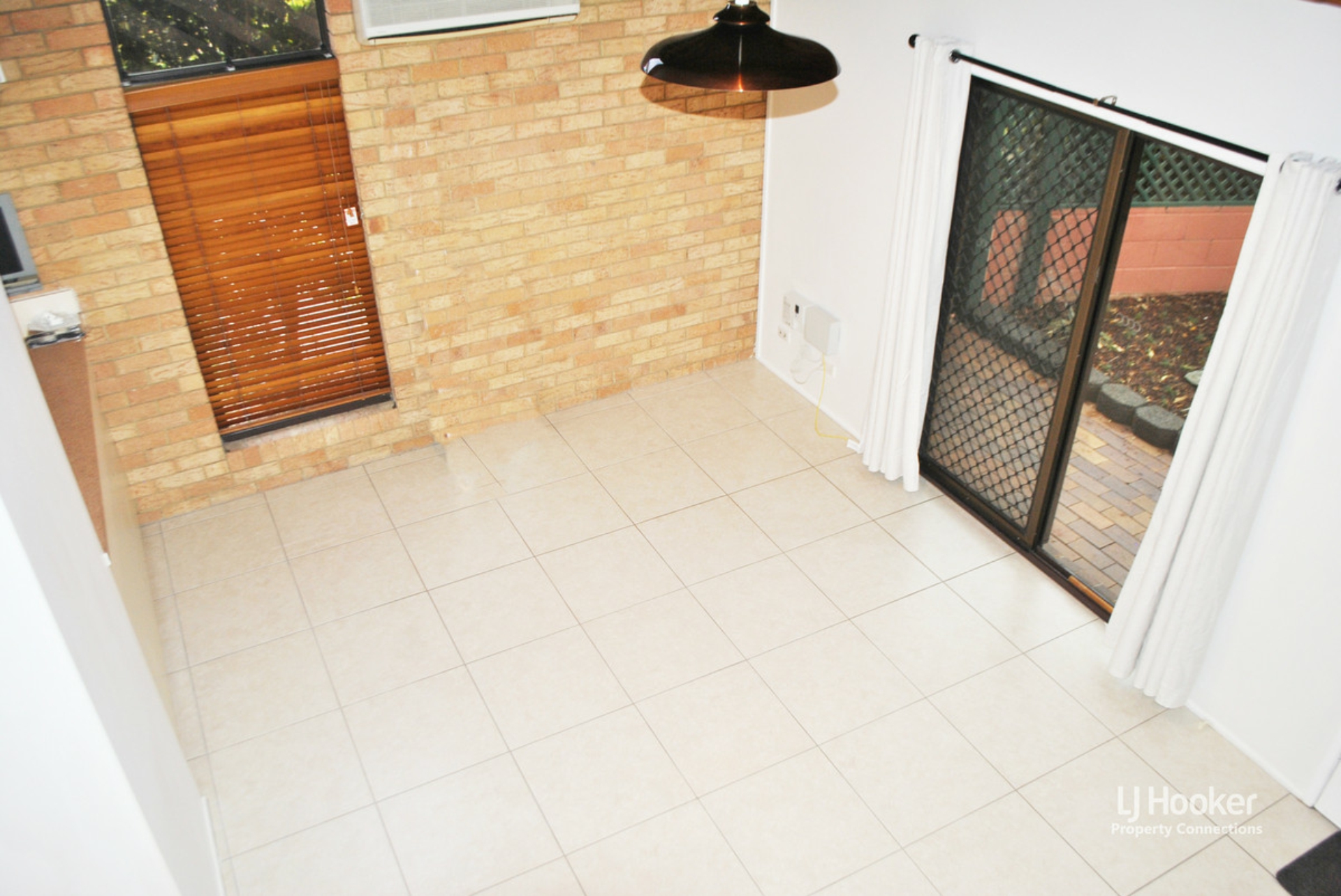 1/23 River Street Petrie QLD