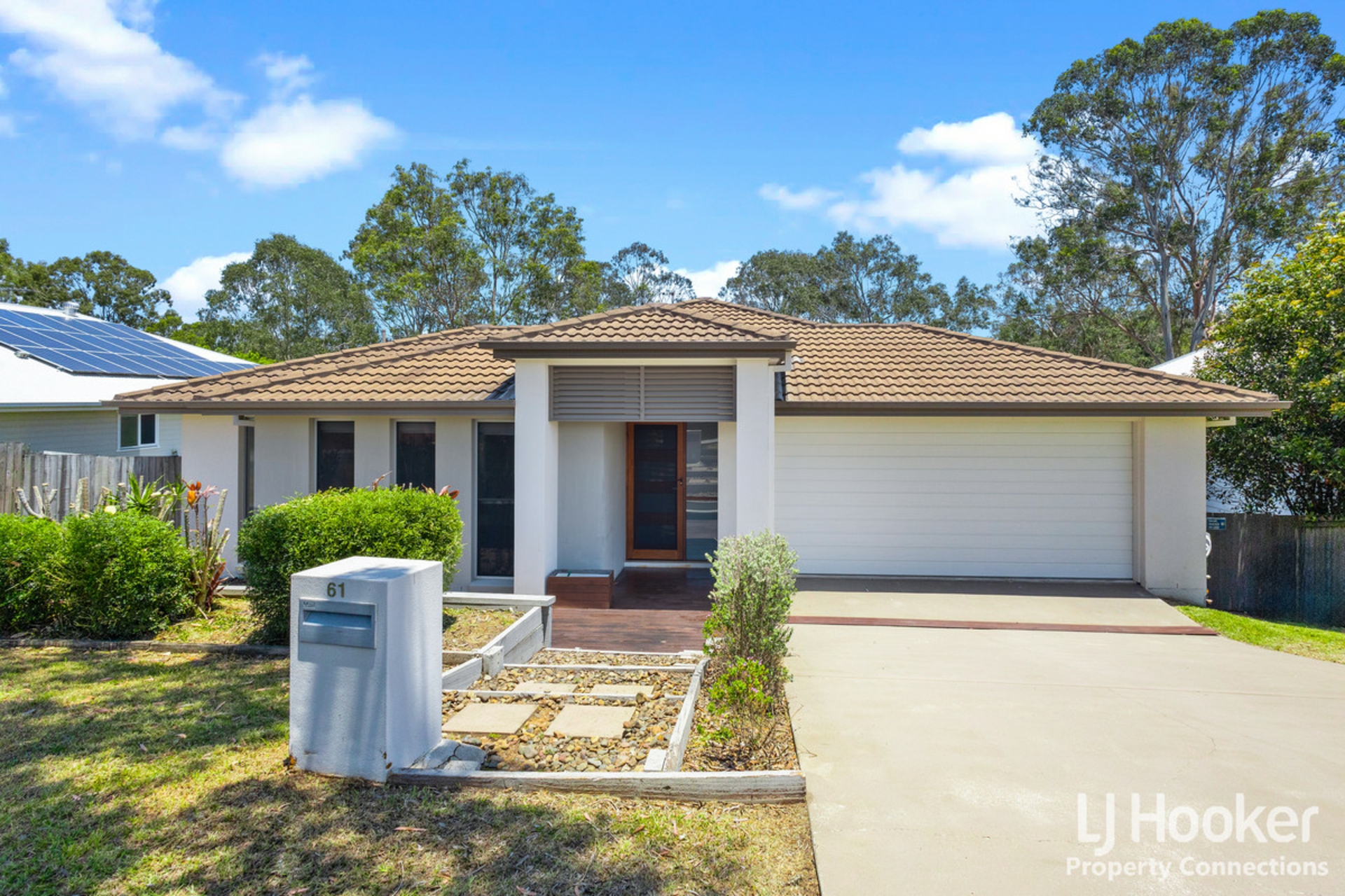 61 Kirri Avenue Petrie QLD