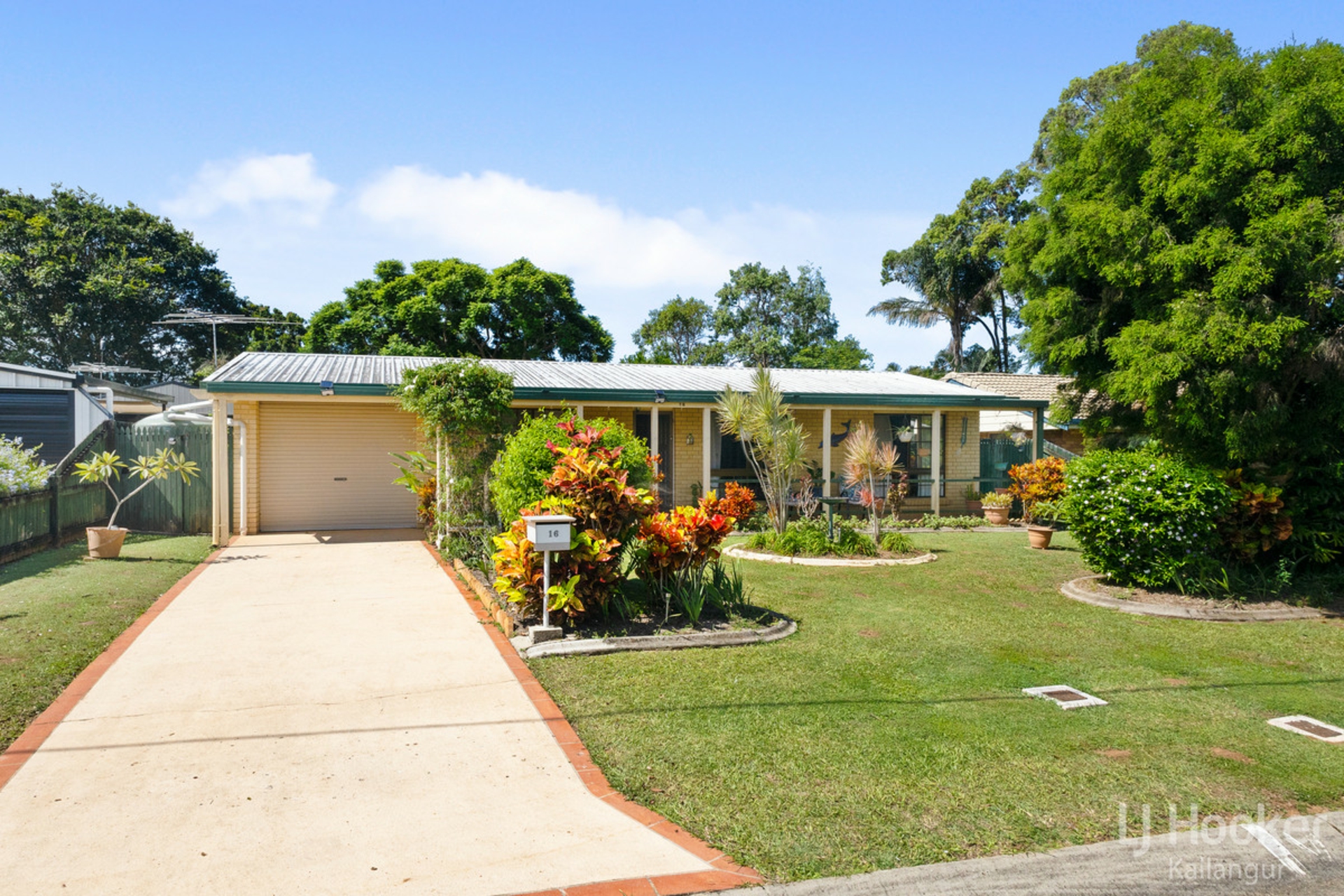 16 Rosenlund Street Kallangur QLD