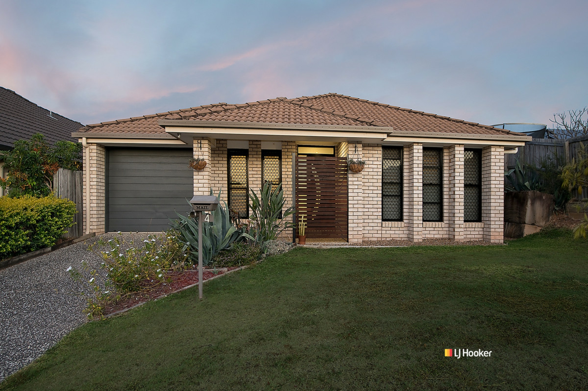 4 Aniseed Crescent, Griffin