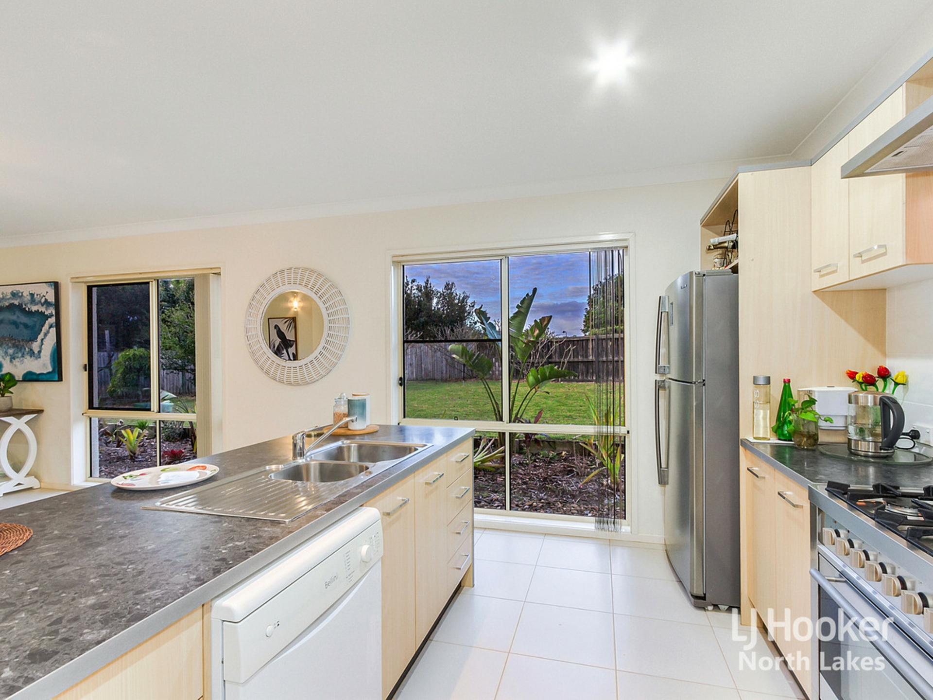 18 Menara Circuit, NORTH LAKES