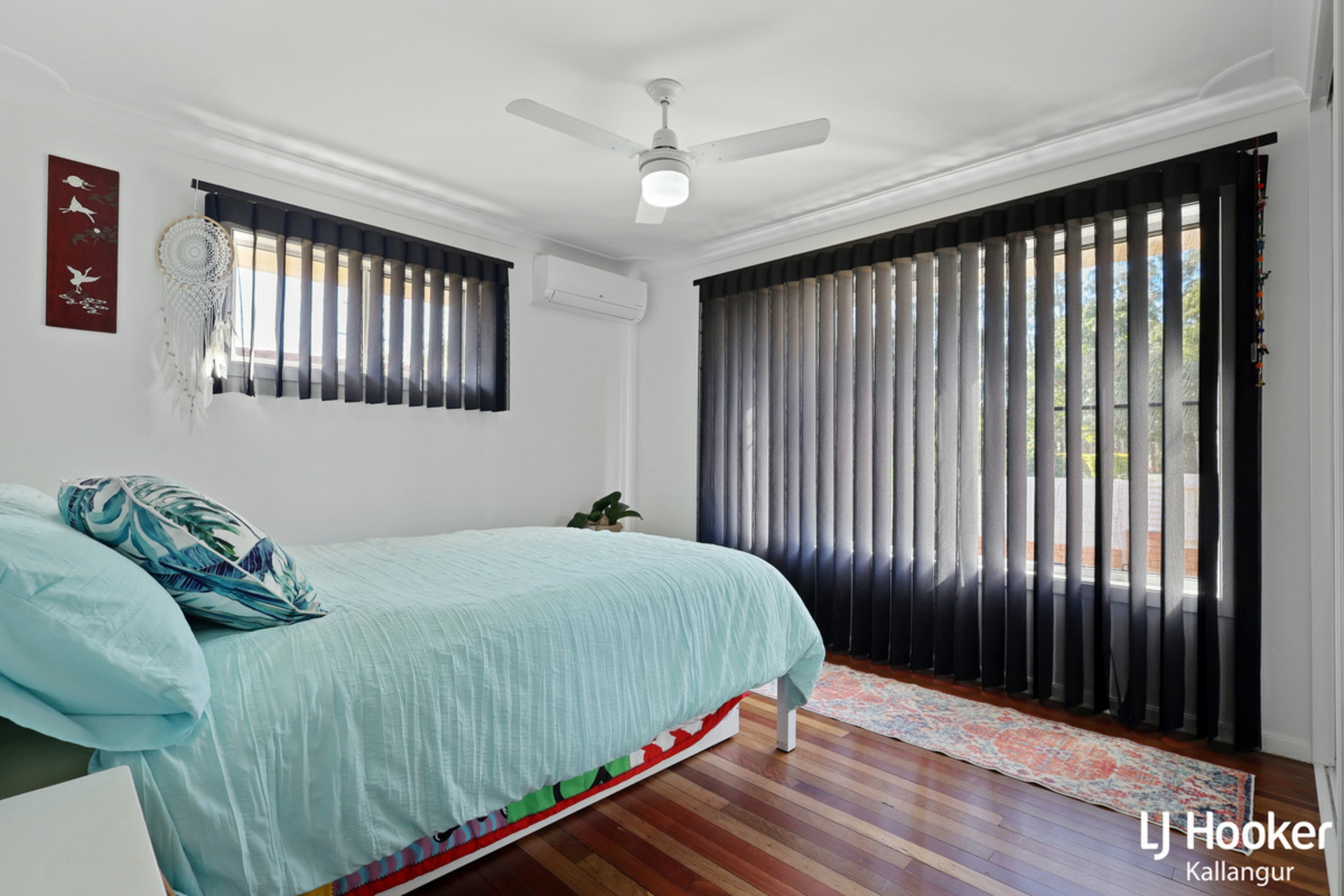 1 Crest Street, KALLANGUR