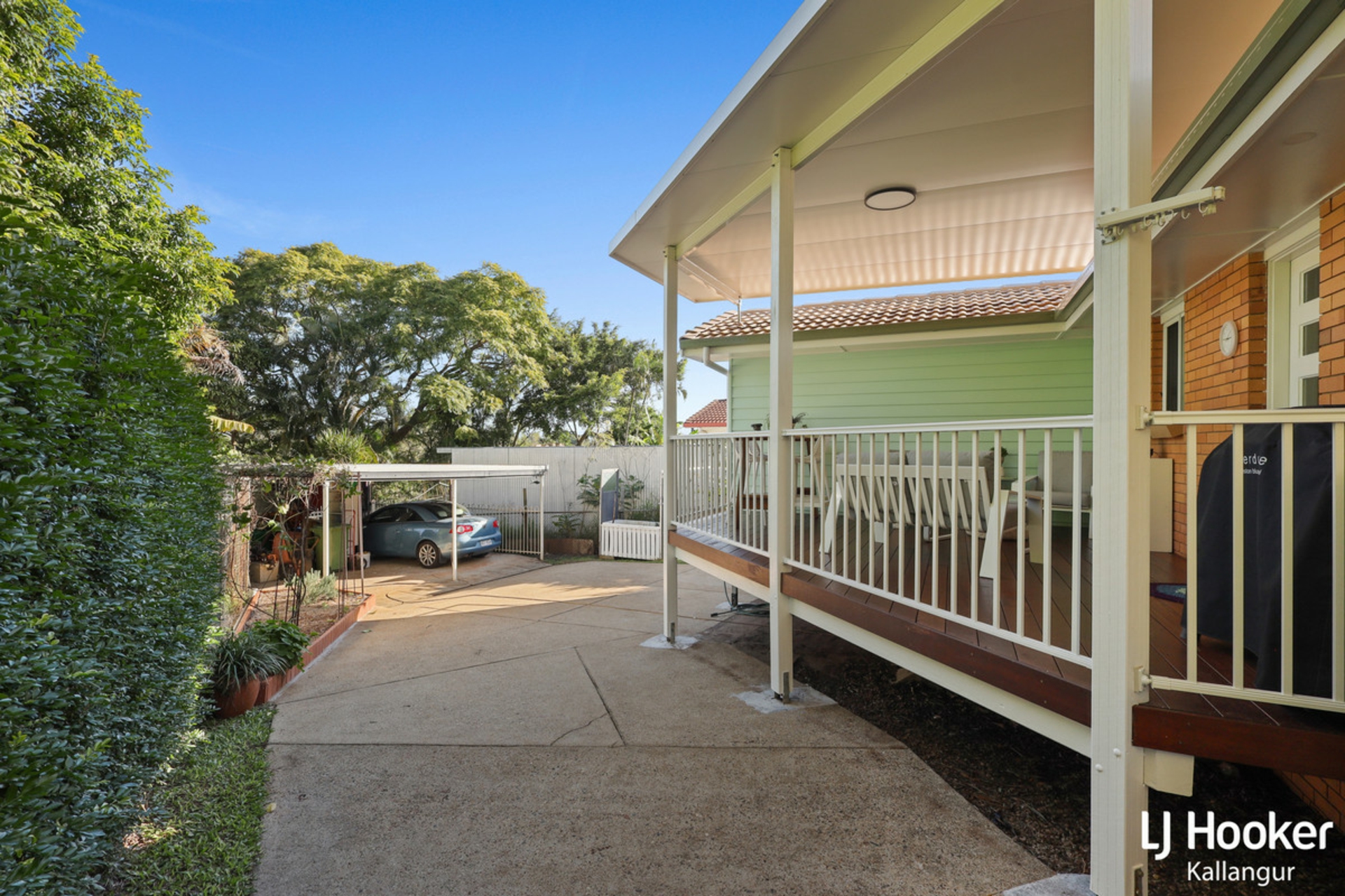 1 Crest Street, KALLANGUR