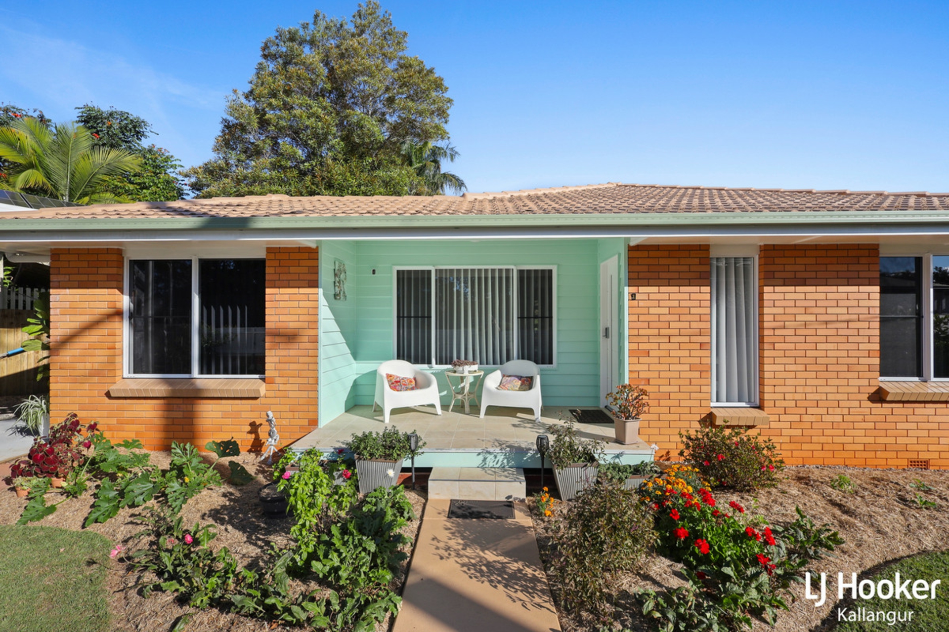 1 Crest Street, KALLANGUR