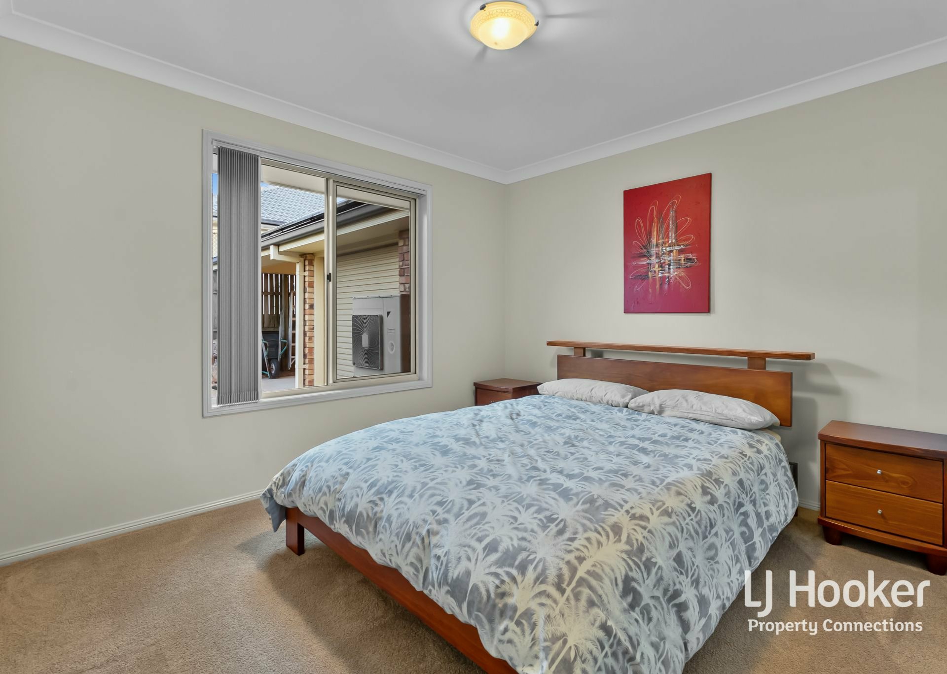 2 Bromley Close — photo 18 of 30