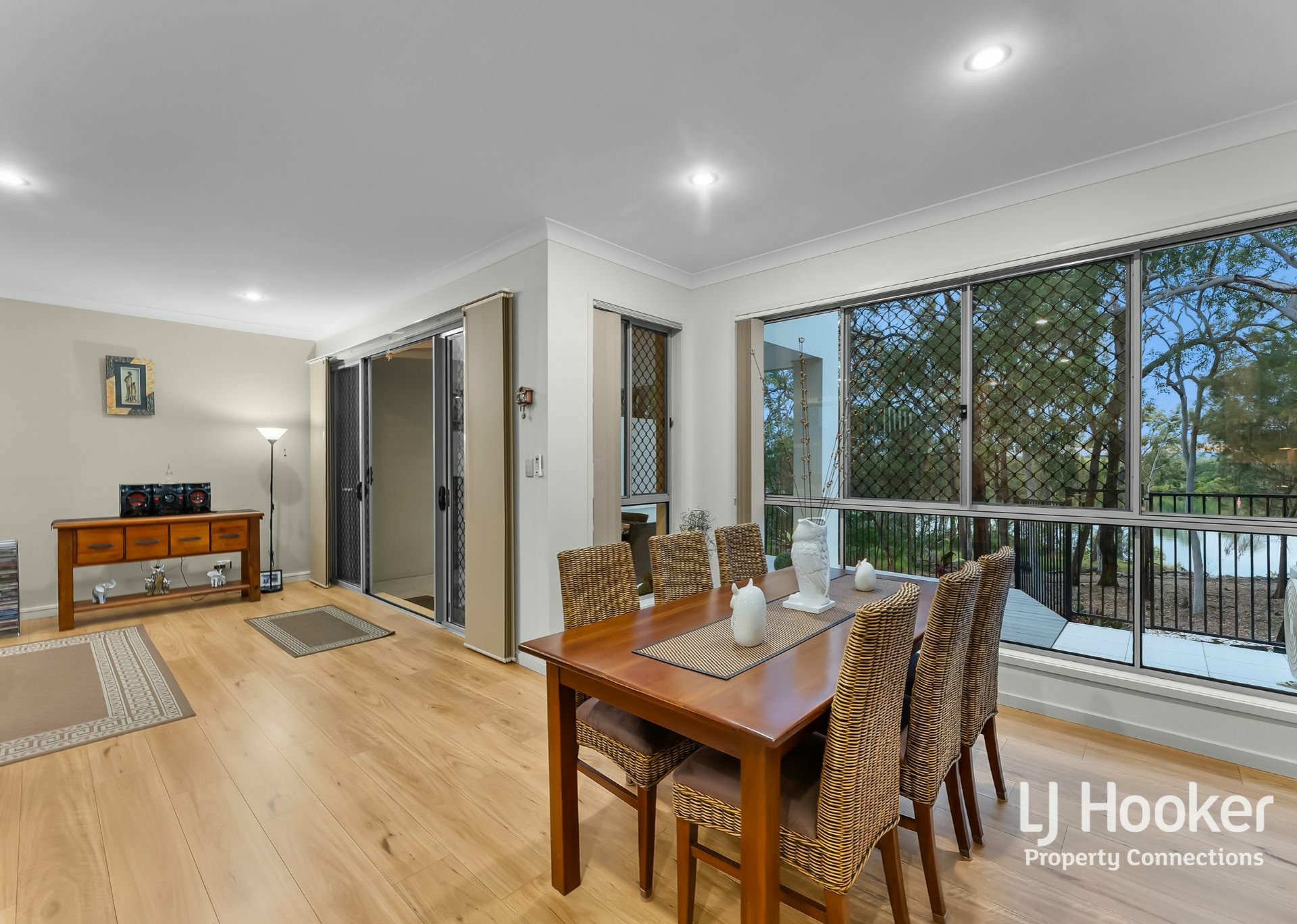 51/37 Wagner Road — photo 9 of 24