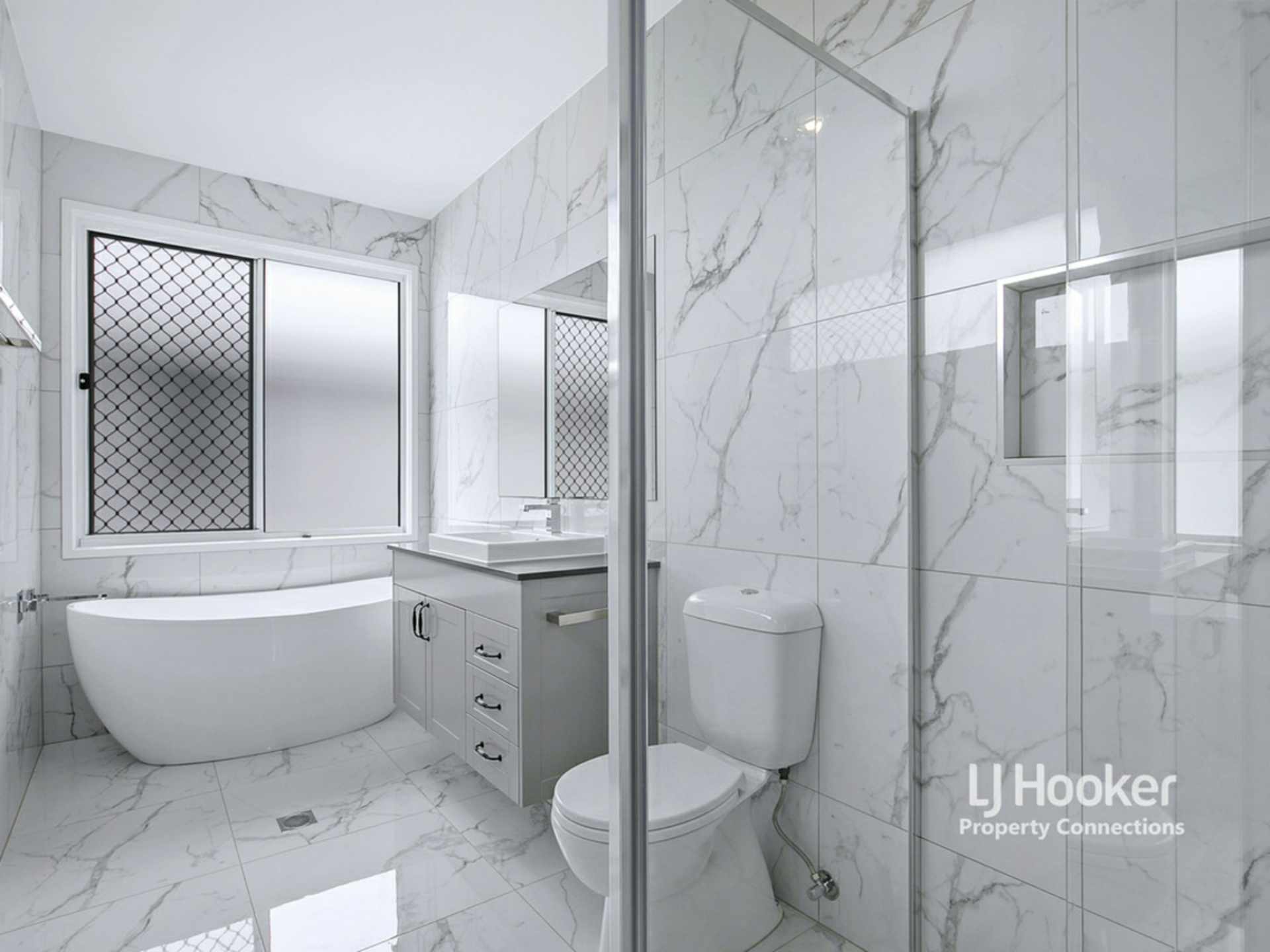14 Tiffany Street — photo 3 of 24