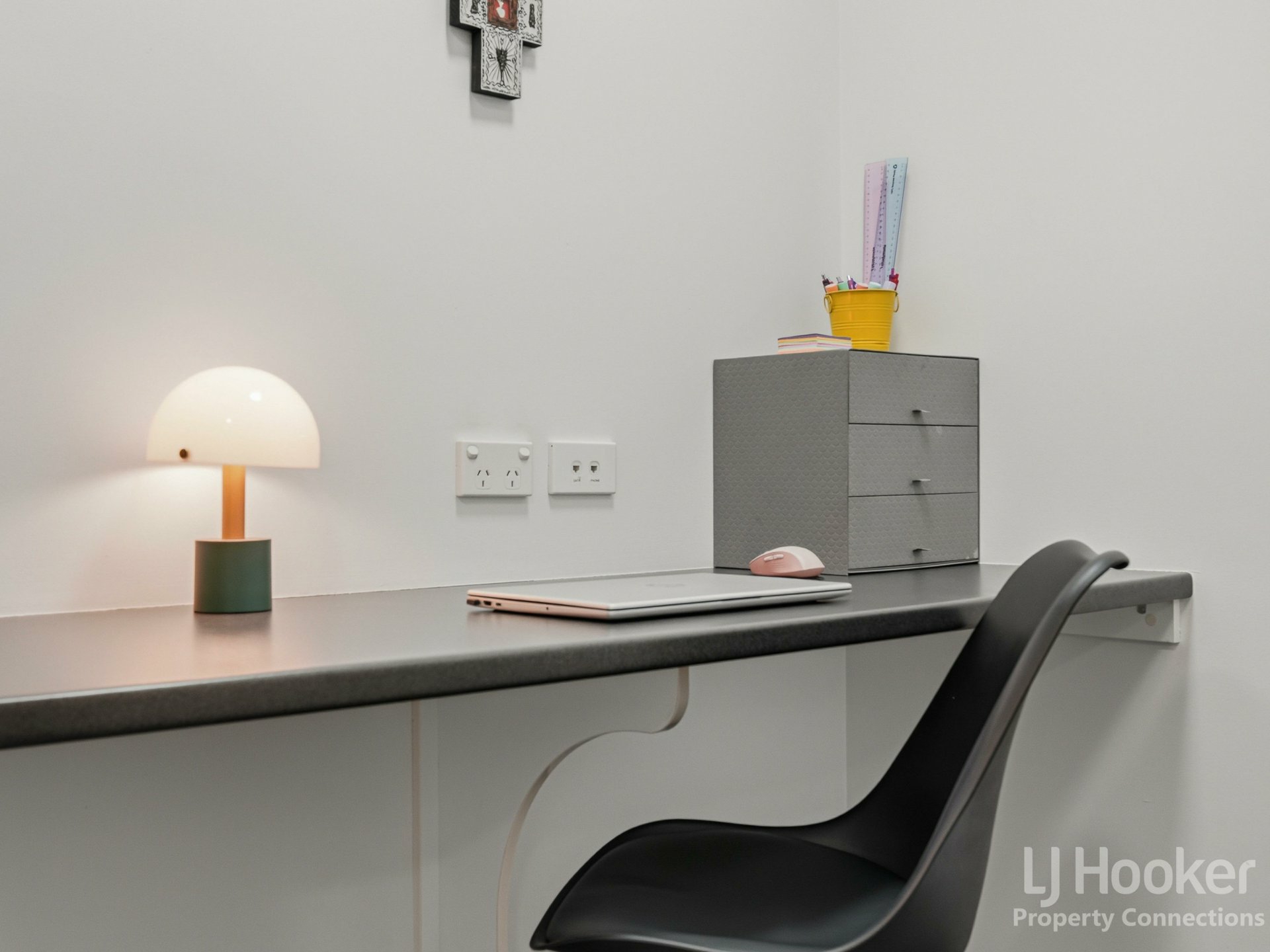 33/3 McLennan Court — photo 11 of 23