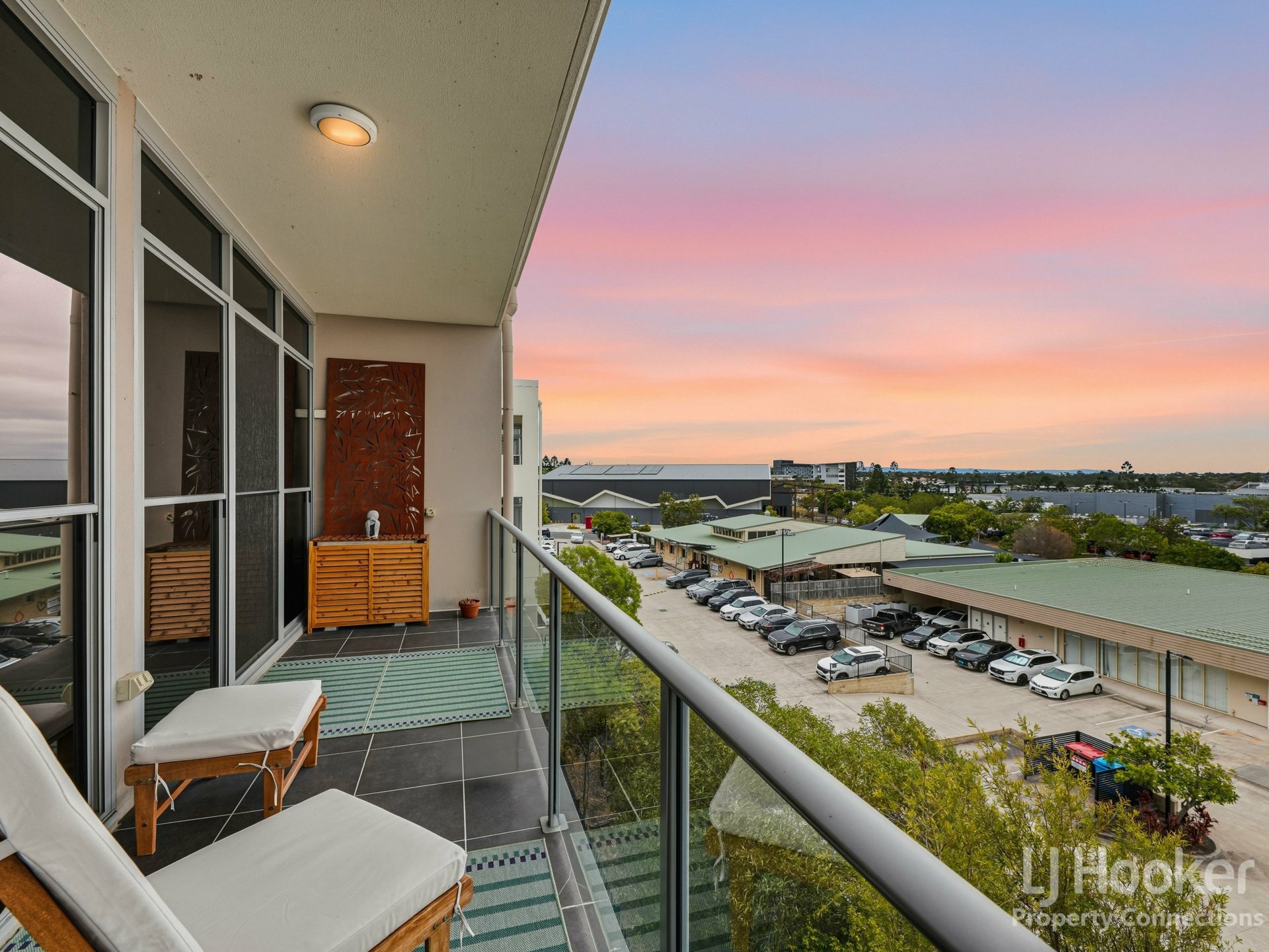 33/3 McLennan Court — photo 16 of 23