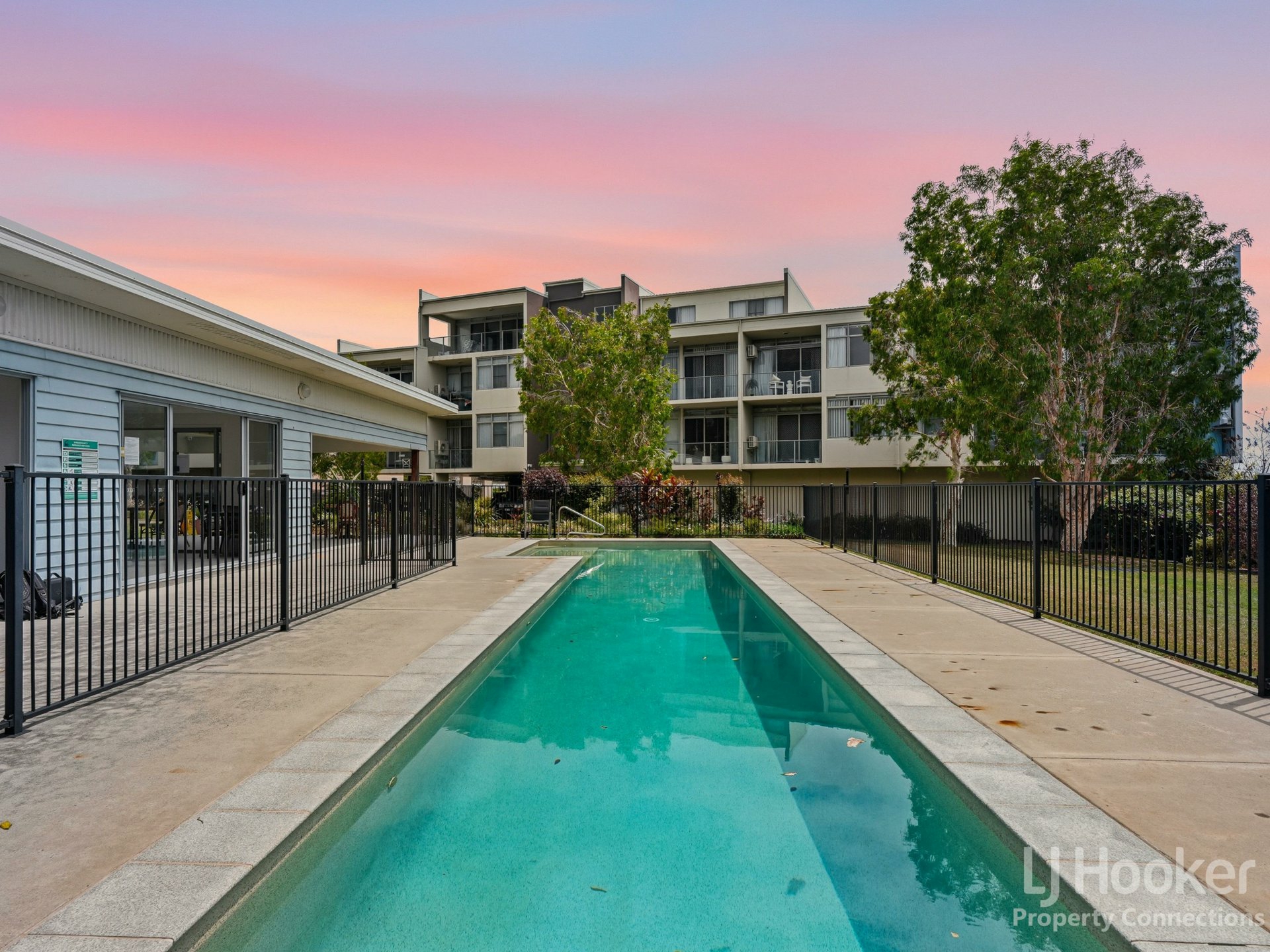 33/3 McLennan Court — photo 19 of 23