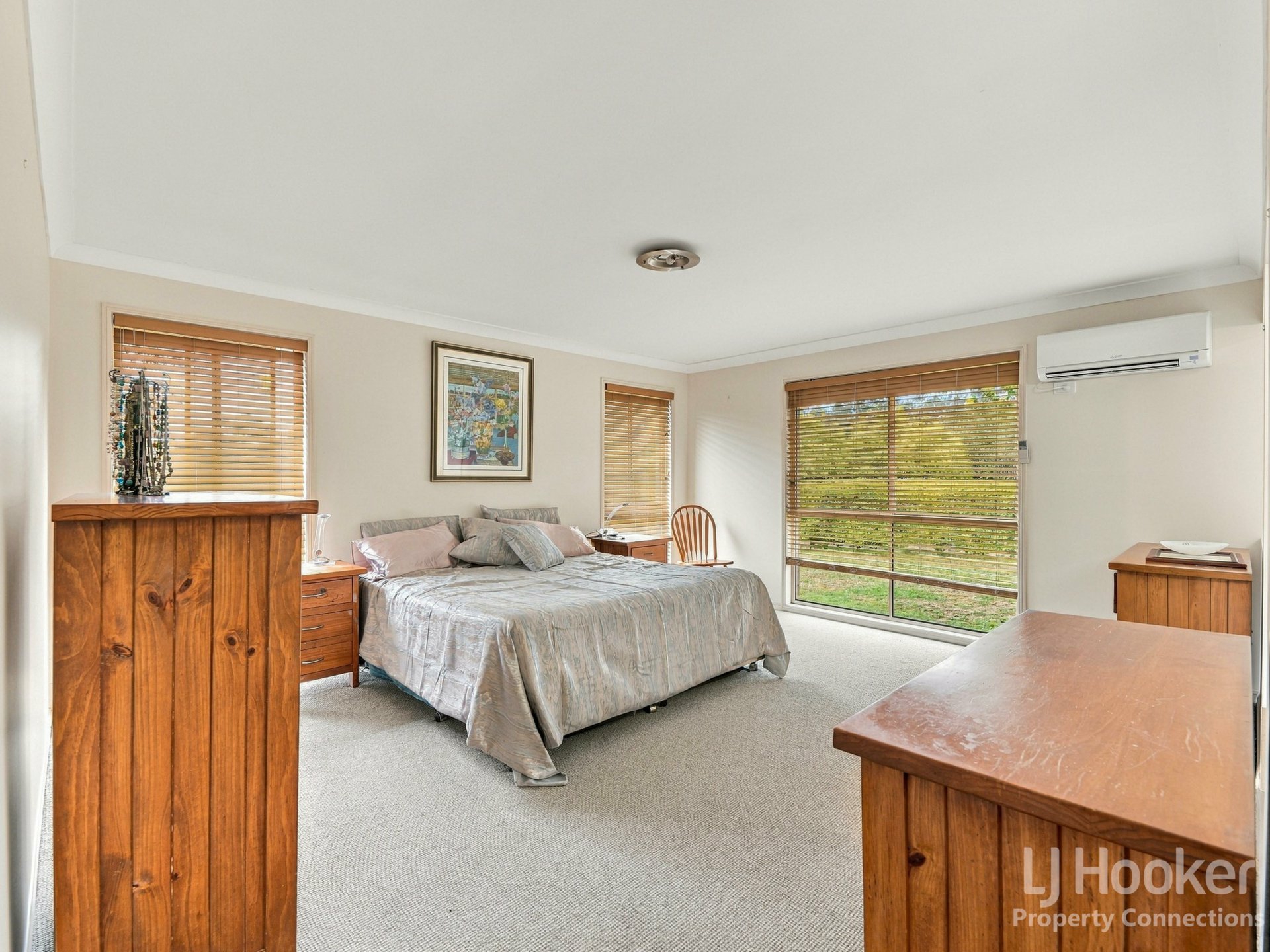 37 Forest Road — photo 10 of 30