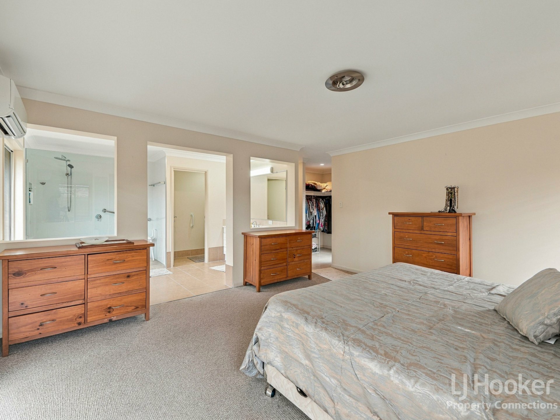 37 Forest Road — photo 11 of 30