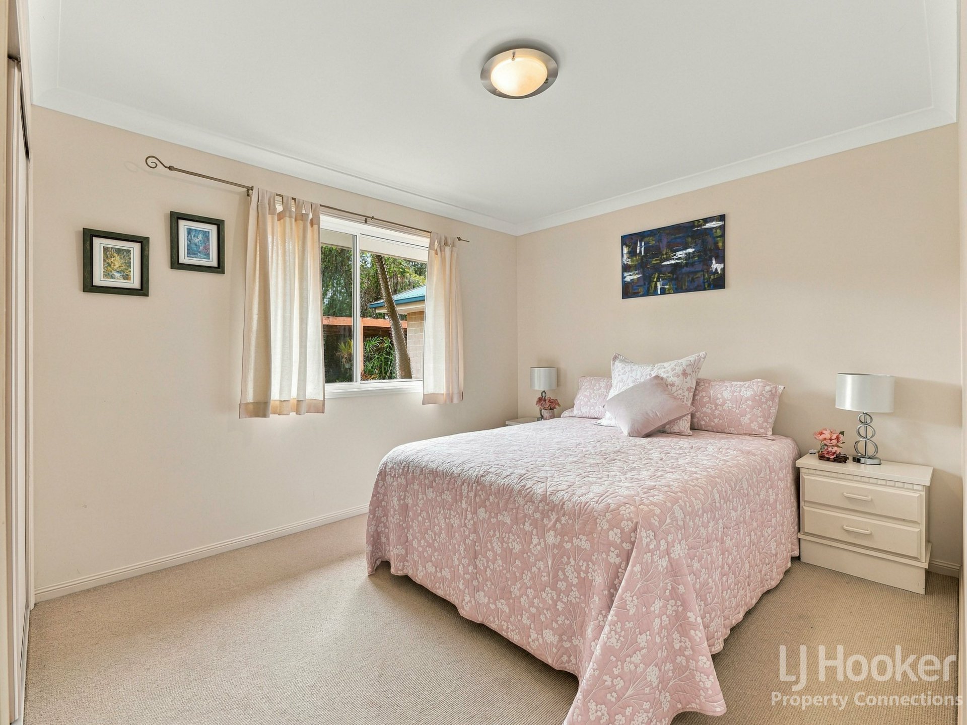 37 Forest Road — photo 14 of 30