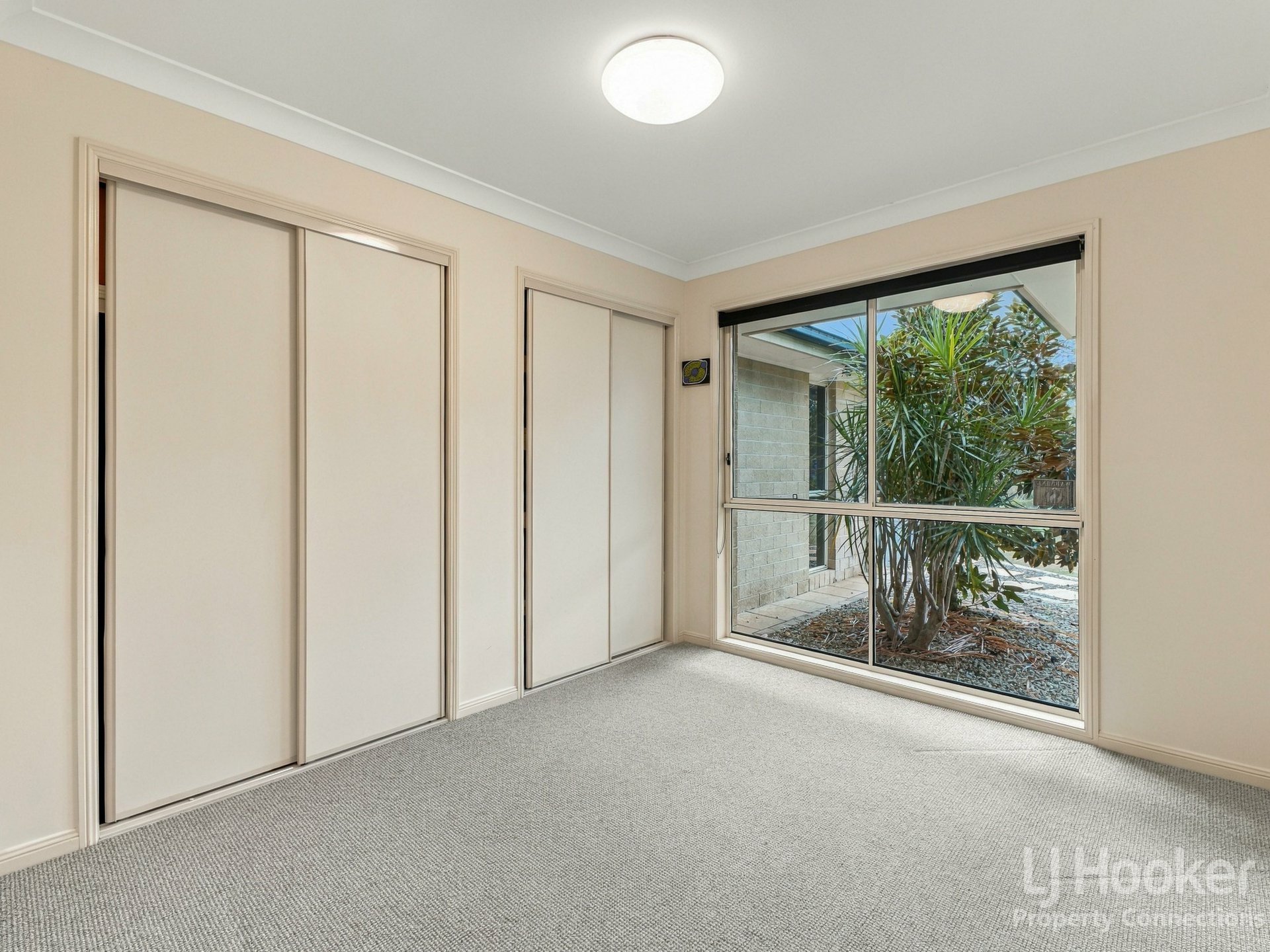 37 Forest Road — photo 16 of 30