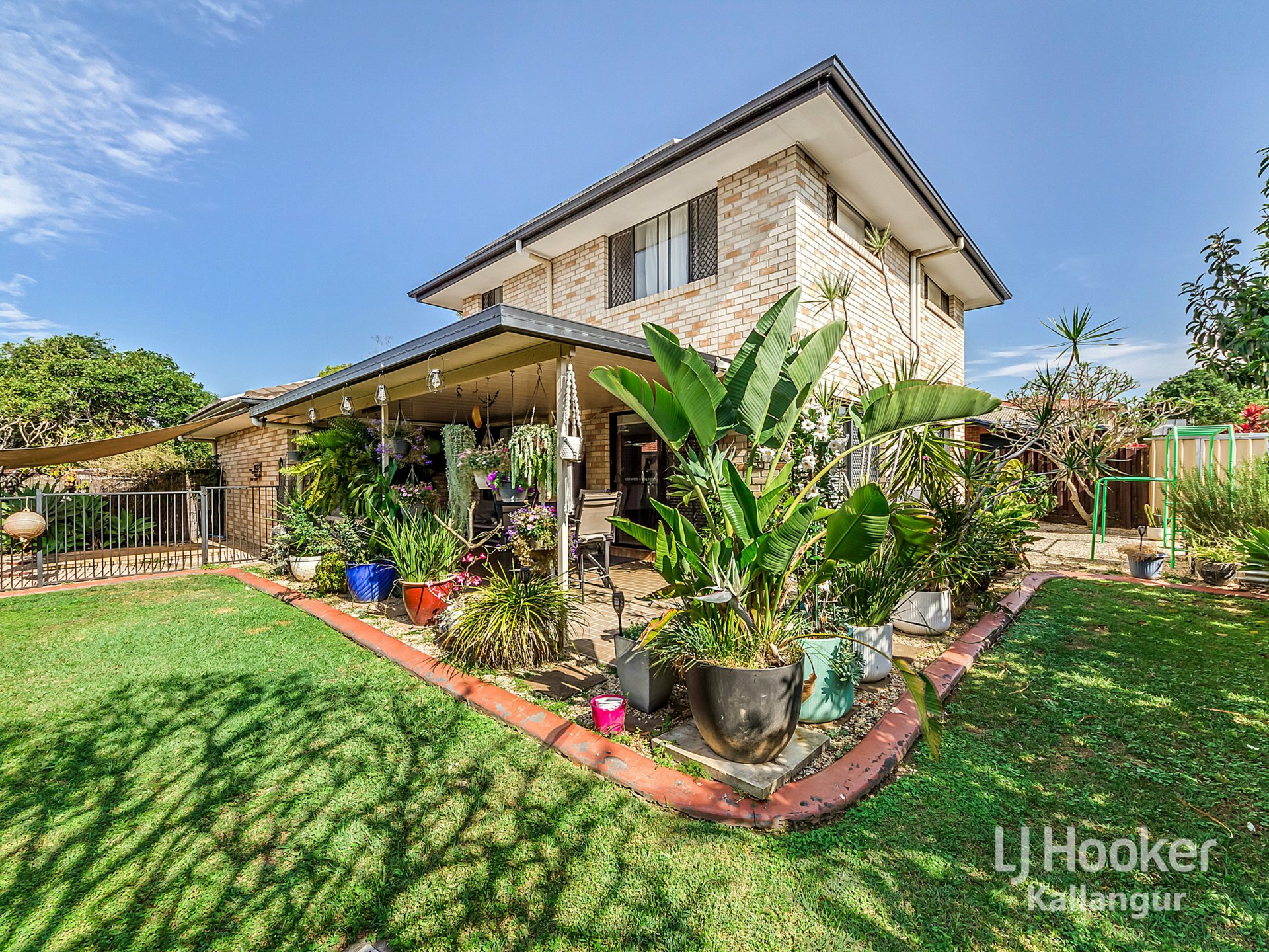 33 Allison Drive — photo 12 of 14