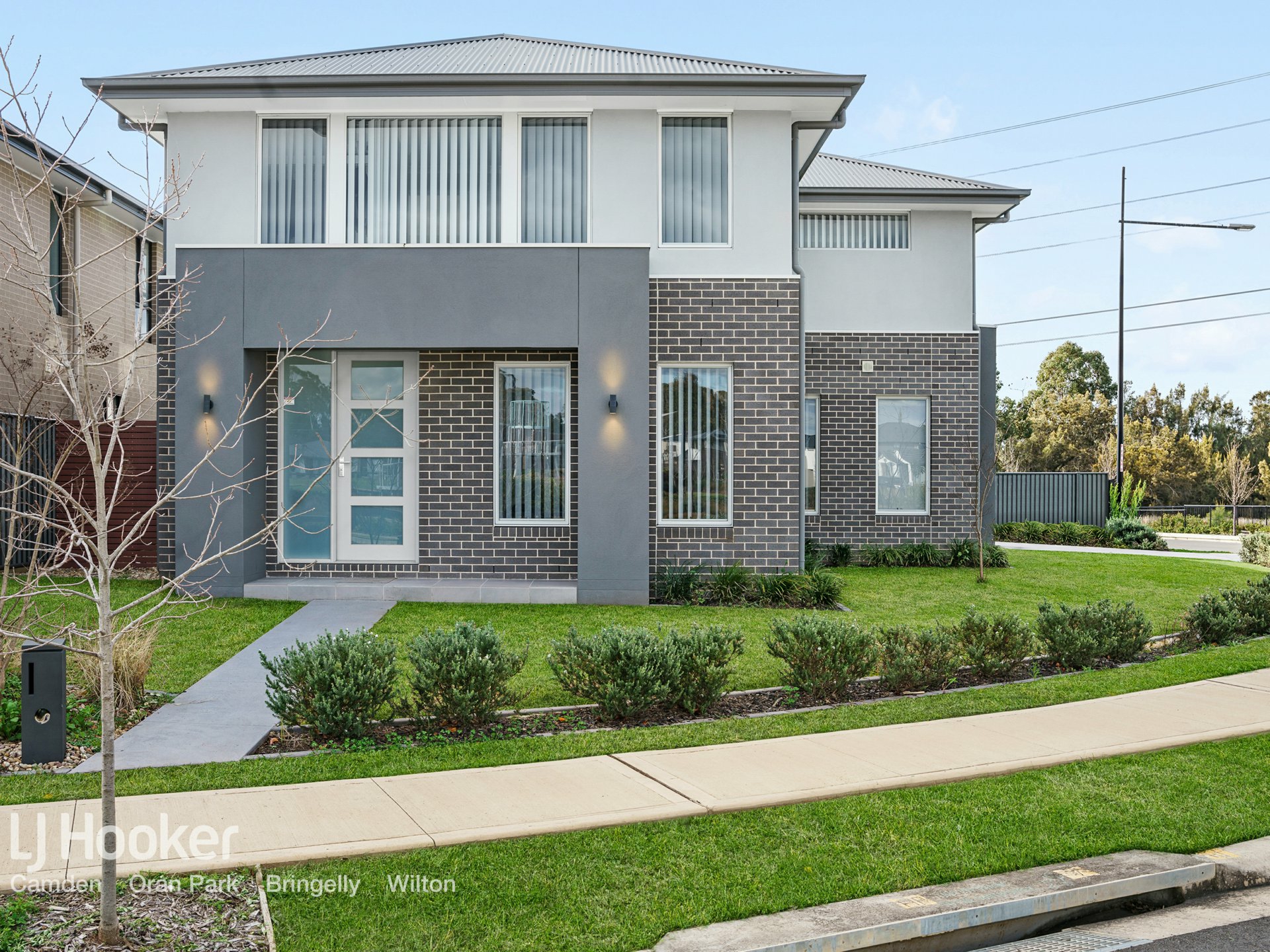 43 Vanderfield Crescent, ORAN PARK
