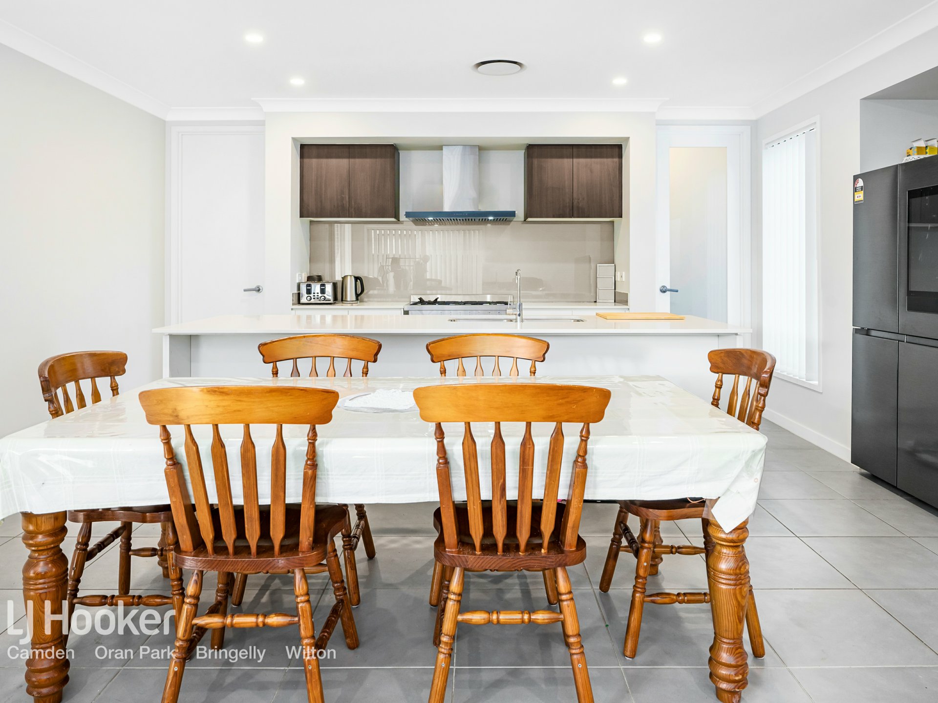 43 Vanderfield Crescent, ORAN PARK
