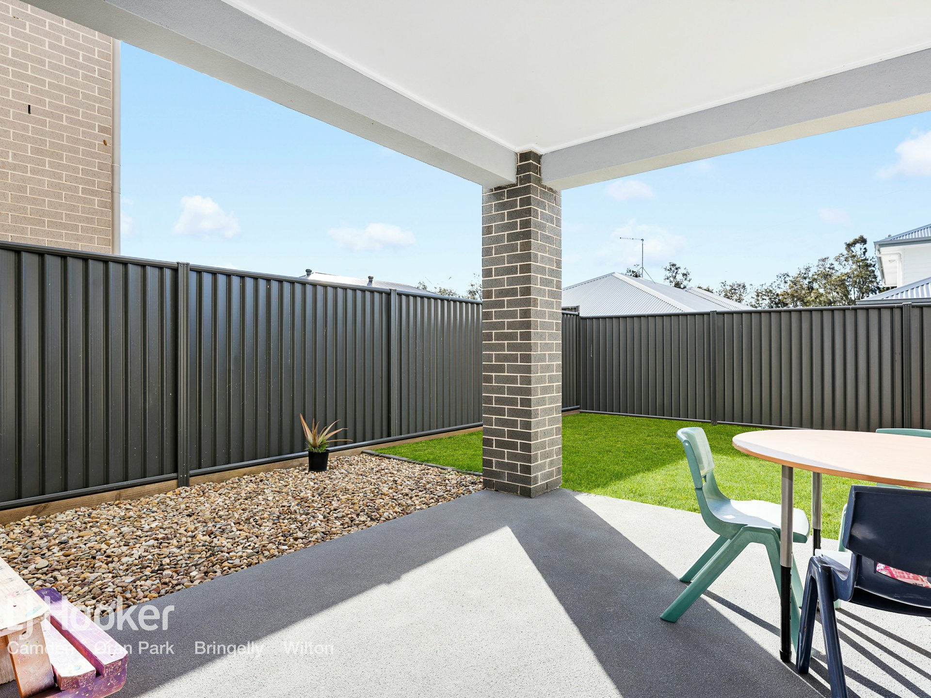 43 Vanderfield Crescent, ORAN PARK