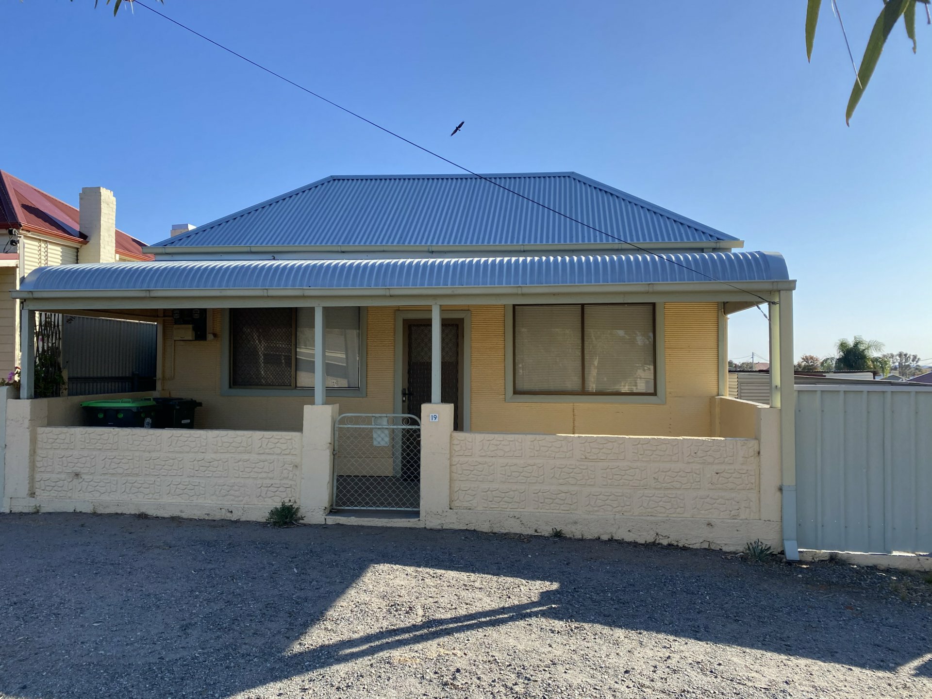 19 Nicholls Street, BROKEN HILL