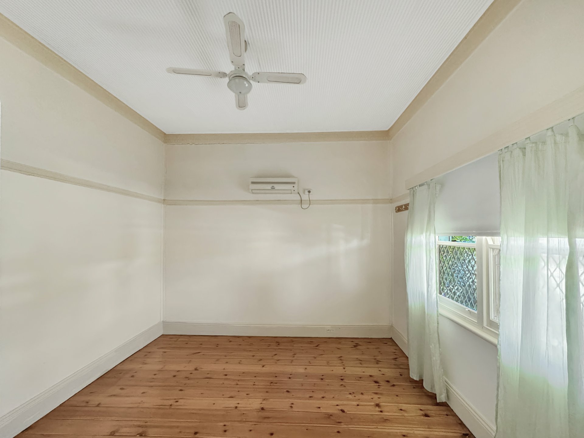 220 Wills Street, BROKEN HILL