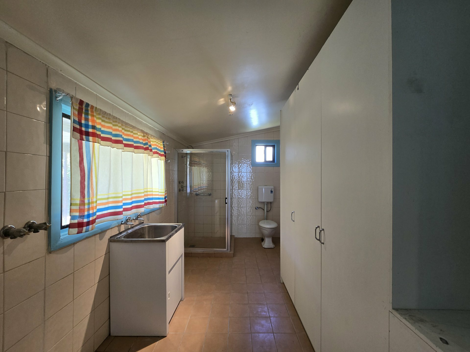 185 Pell Street — photo 10 of 12