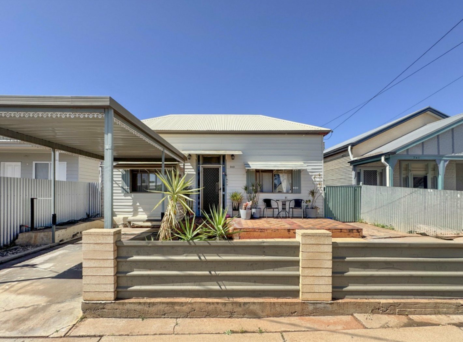 343 Cobalt Street and 336 Beryl Lane — photo from LJ Hooker Broken Hill