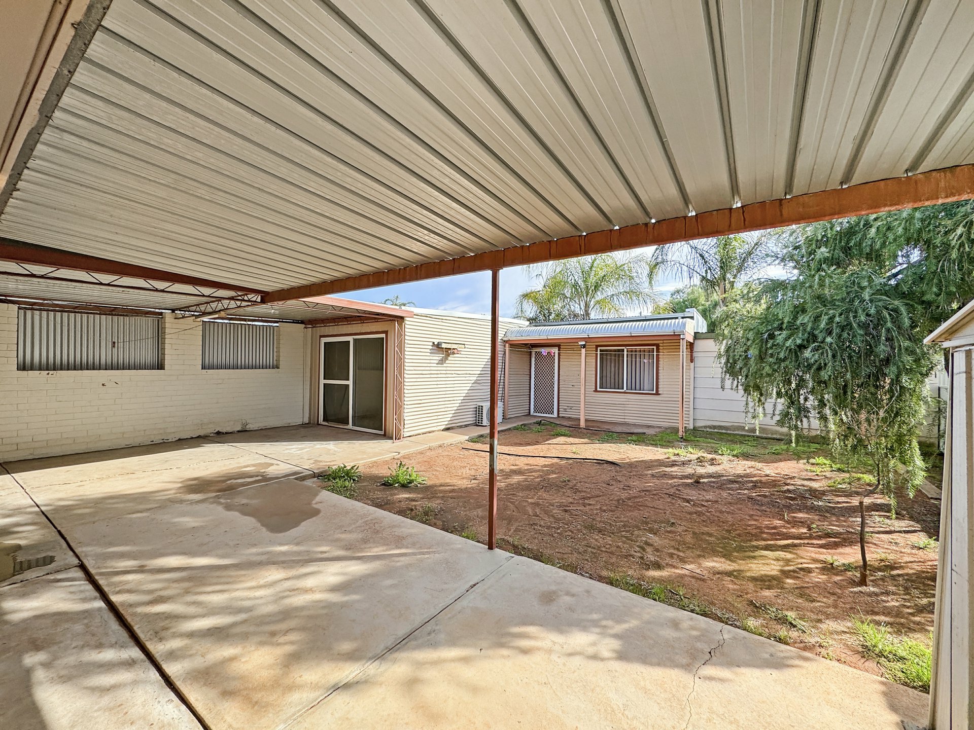 418 Morgan Street — photo 11 of 15