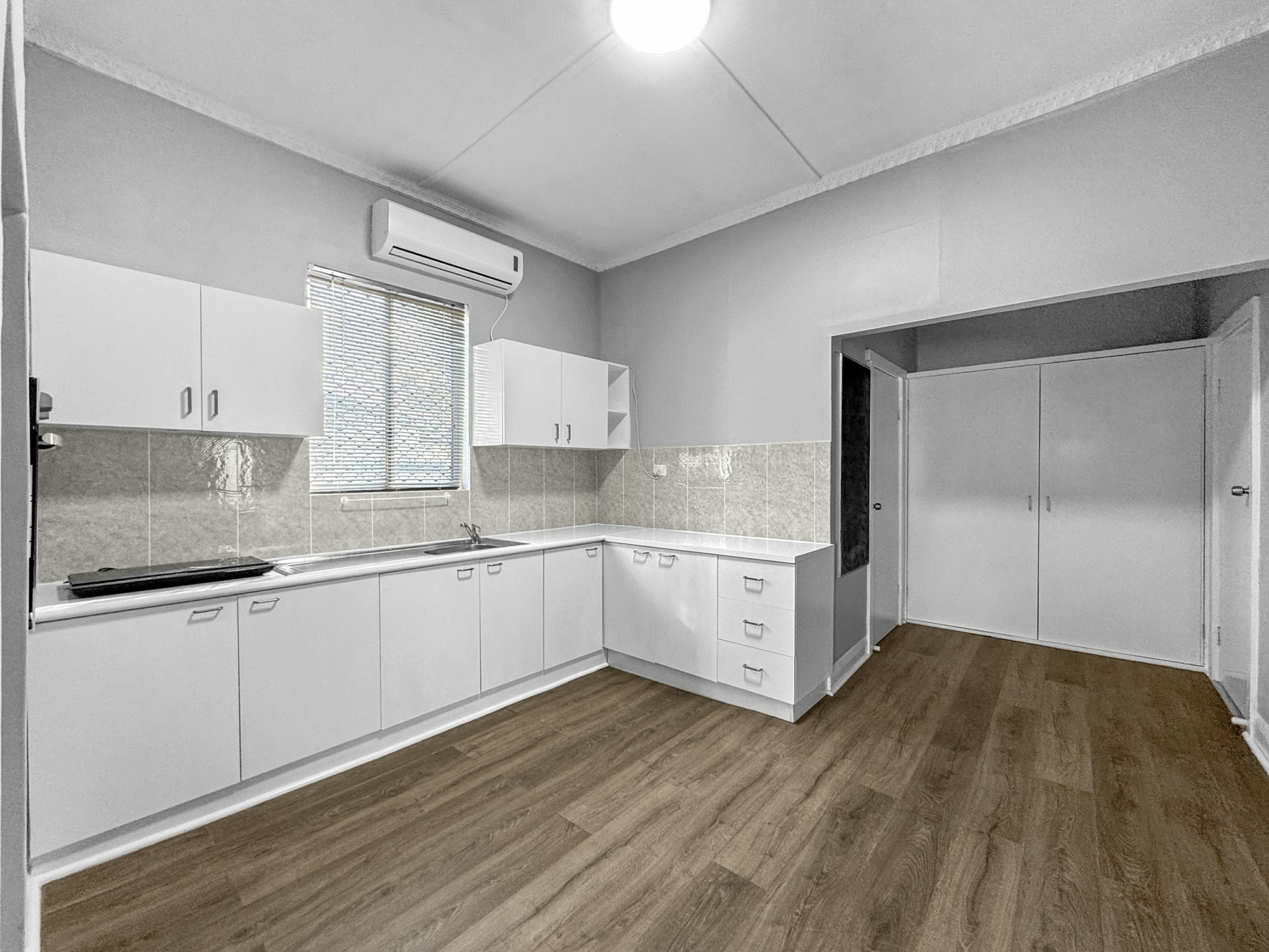 61 Morgan Street — photo 5 of 12