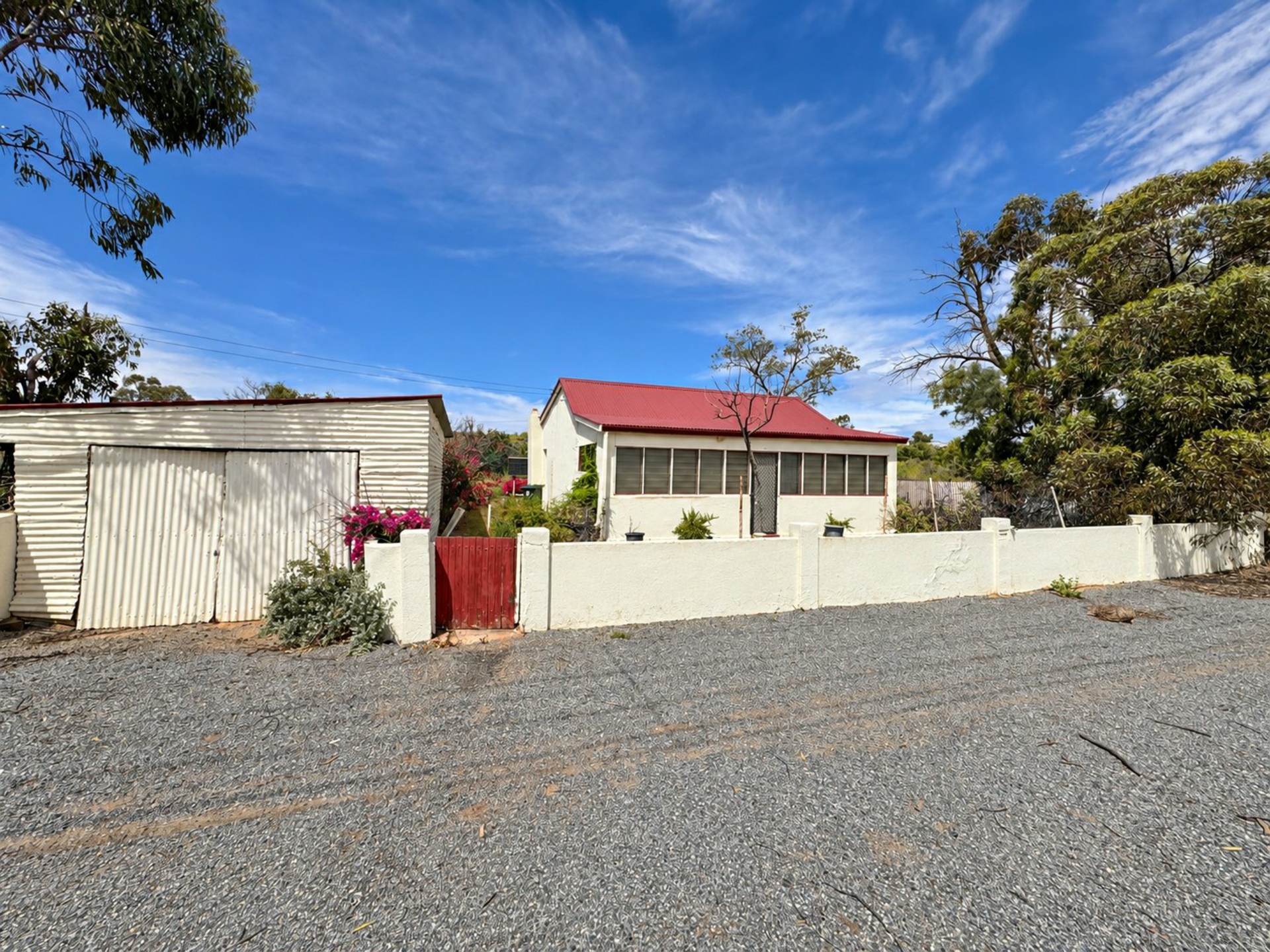 397 Eyre Street — photo from LJ Hooker Broken Hill