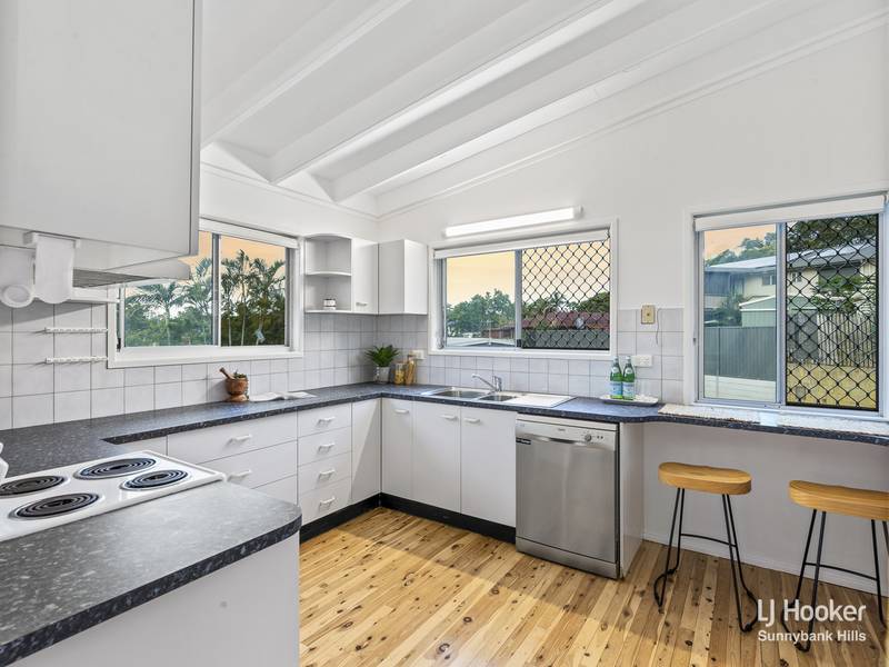 6 Birrie Place, RUNCORN