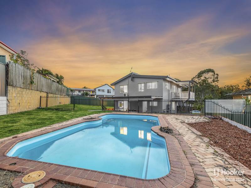 6 Birrie Place, RUNCORN