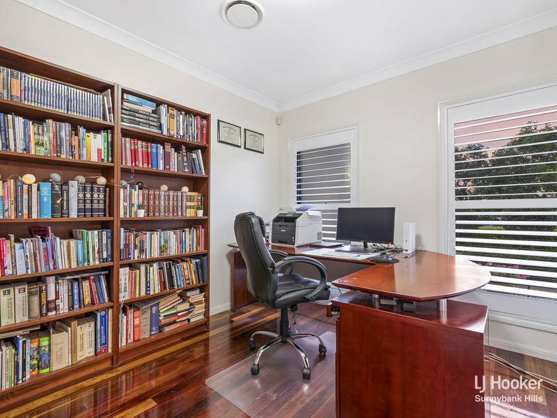 2 Trevi Close, EIGHT MILE PLAINS