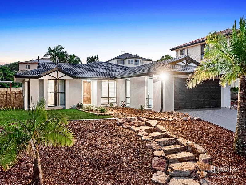 11 Paddington Crescent, Stretton