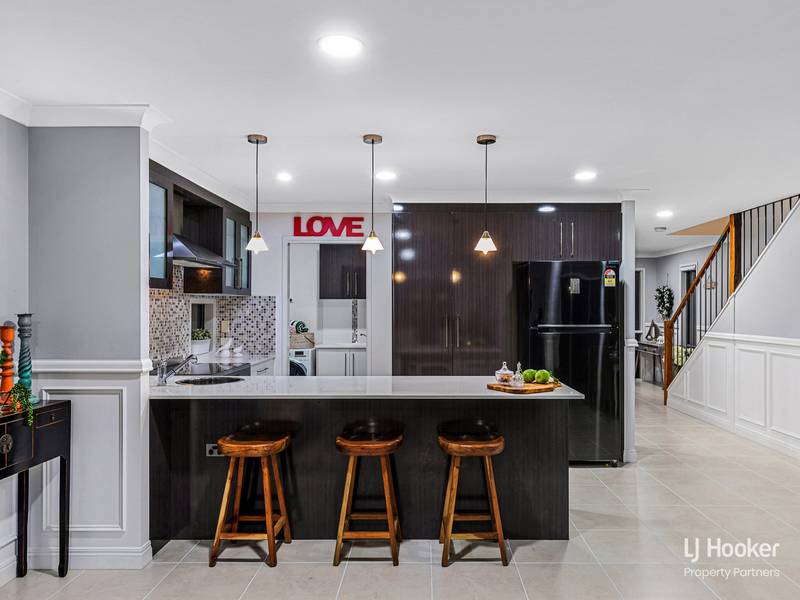 115 Cooper Crescent, ROCHEDALE