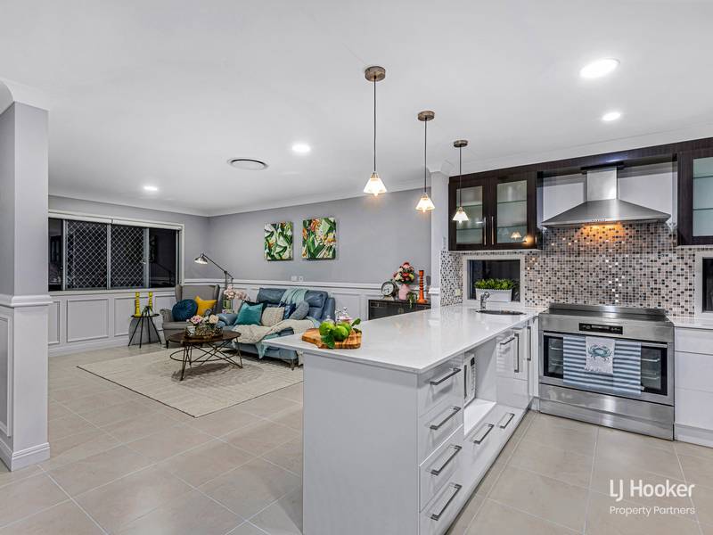 115 Cooper Crescent, ROCHEDALE