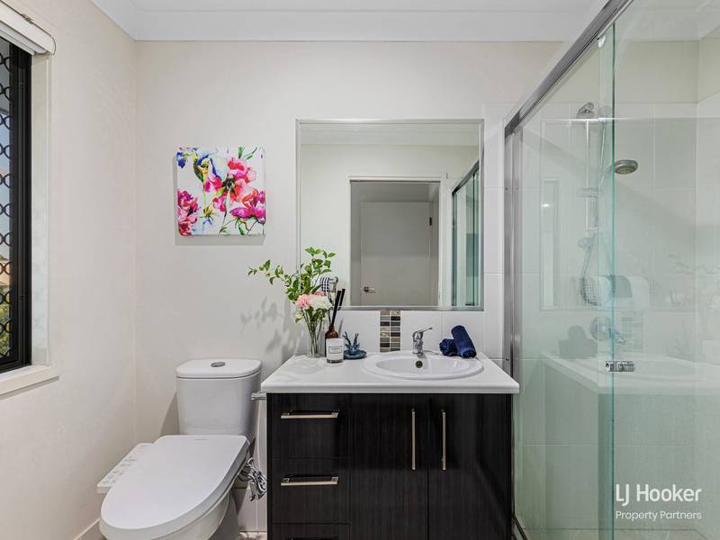 115 Cooper Crescent, ROCHEDALE
