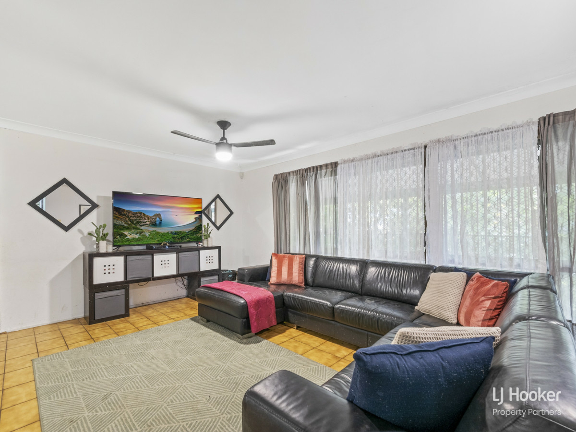 3 Rangeview Street, ROCHEDALE SOUTH