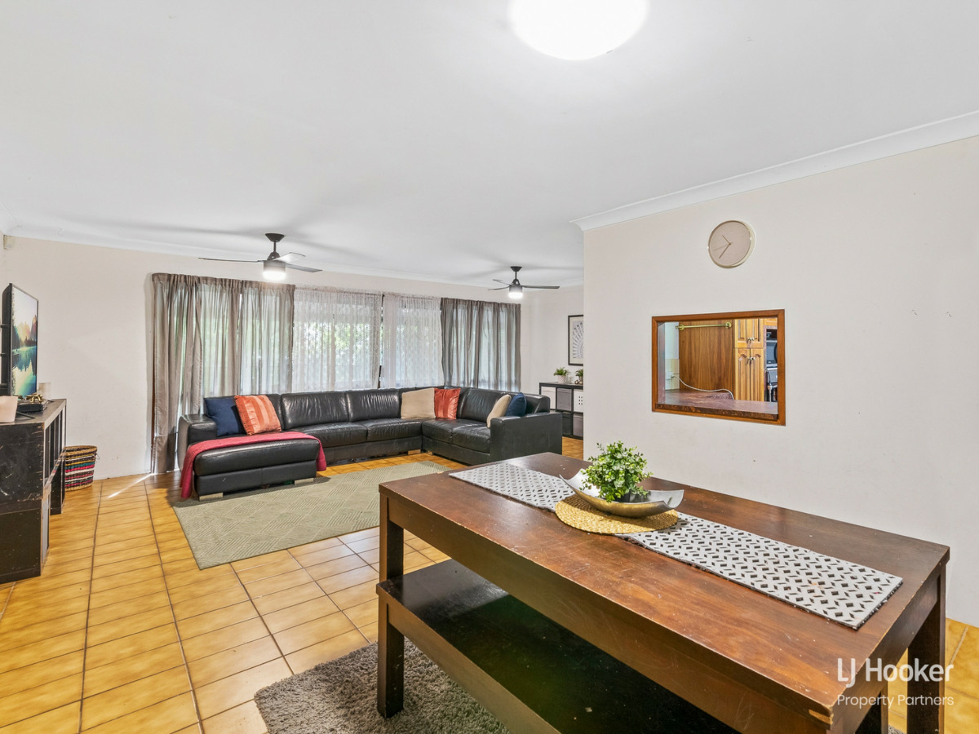 3 Rangeview Street, ROCHEDALE SOUTH