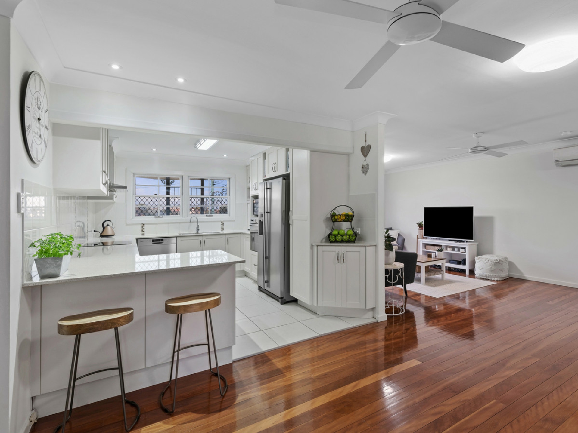 4 Valentia Street, MANSFIELD