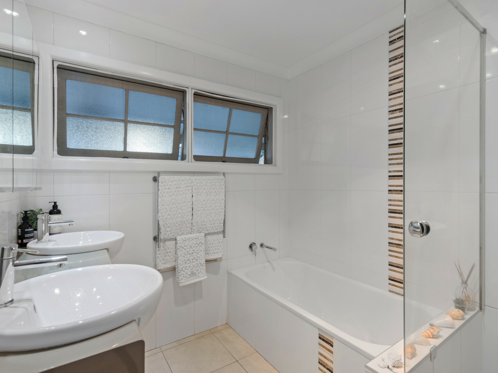 4 Valentia Street, MANSFIELD