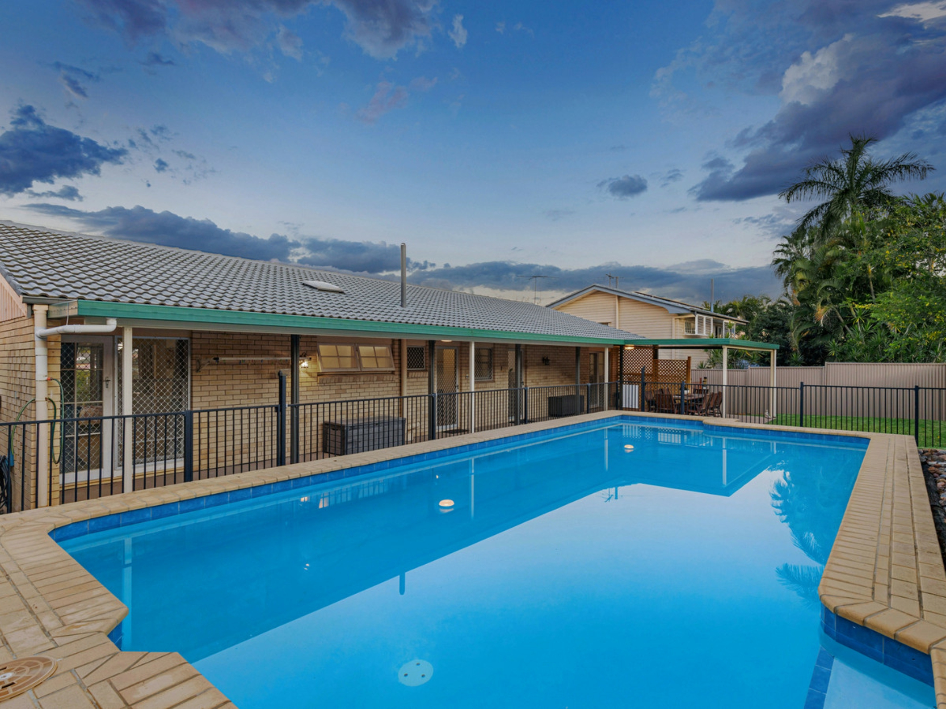4 Valentia Street, MANSFIELD