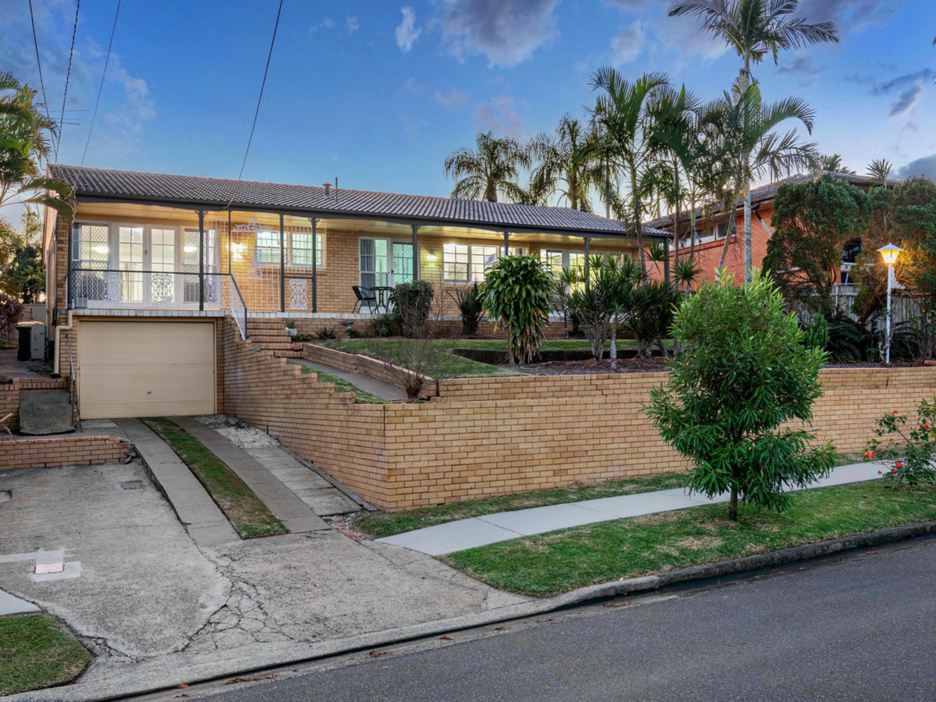 4 Valentia Street, MANSFIELD