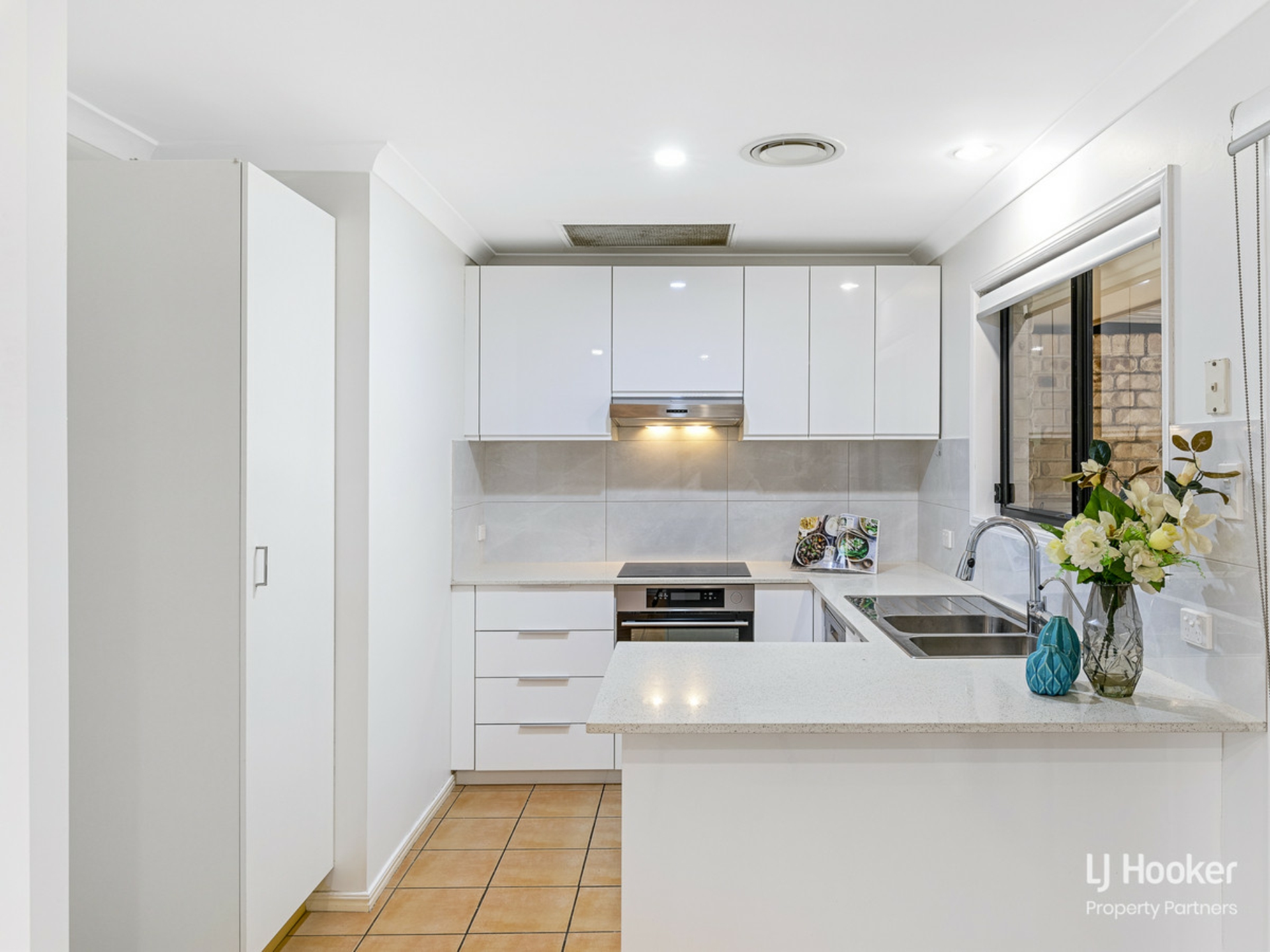 2/8 Honeysuckle Way, CALAMVALE