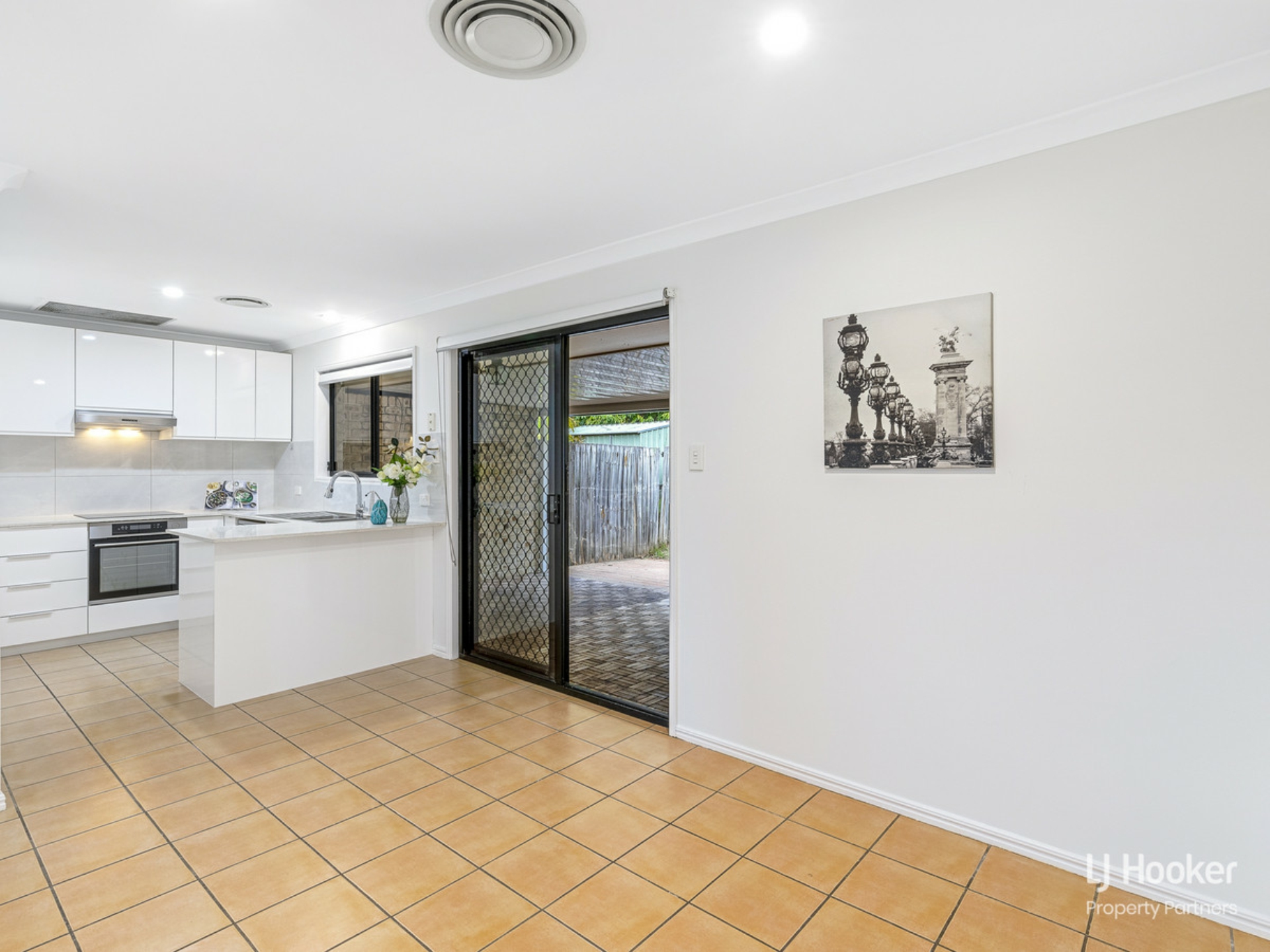 2/8 Honeysuckle Way, CALAMVALE