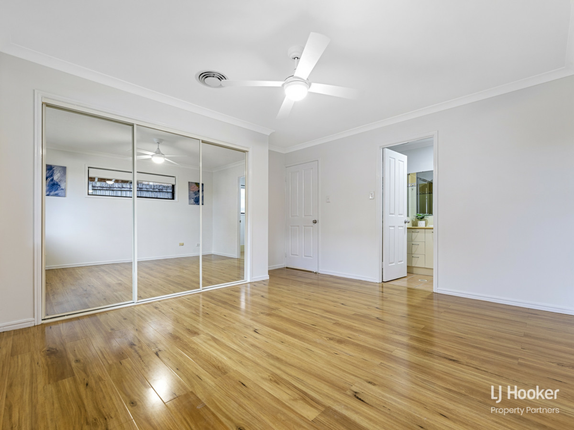 2/8 Honeysuckle Way, CALAMVALE