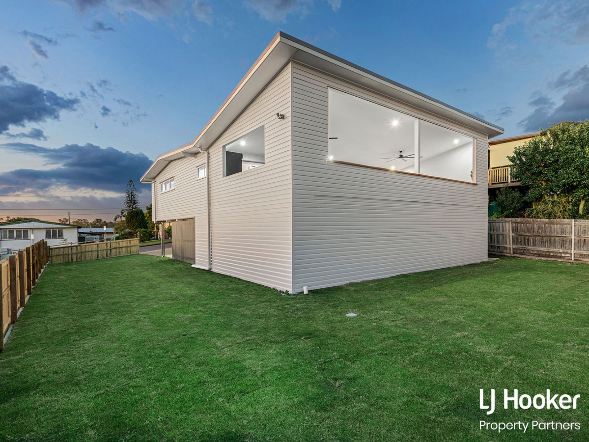 56 Milanion Crescent, CARINDALE