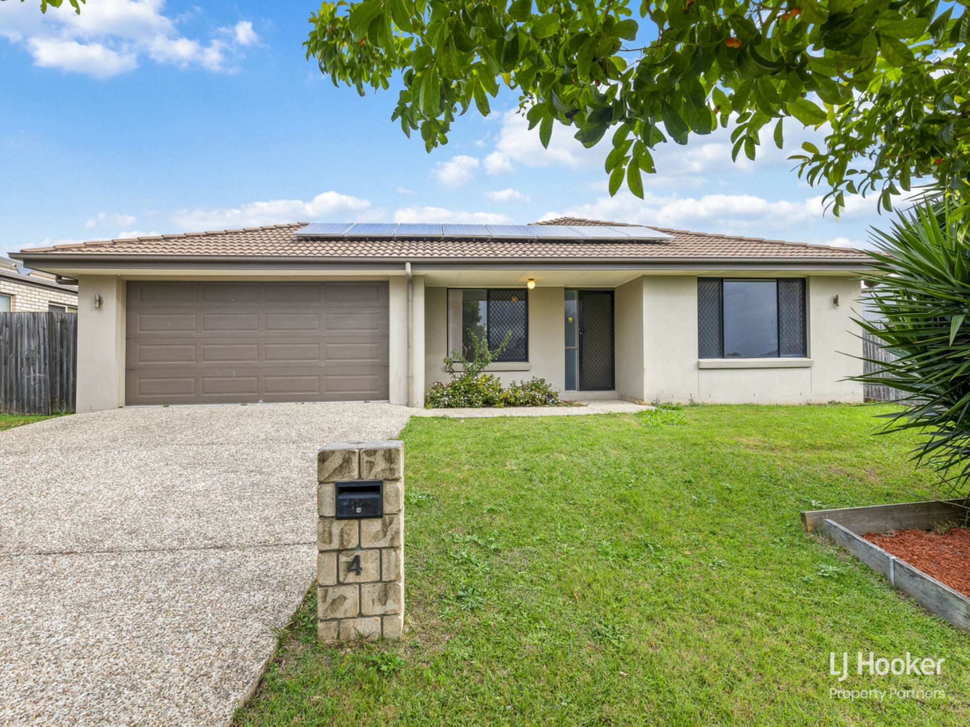 4 Ashmore Close, Marsden